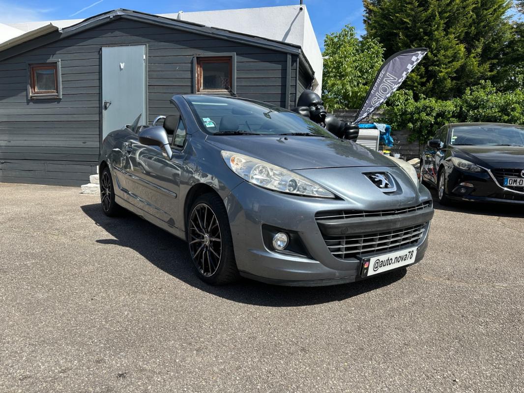 Peugeot 207 1.6 HDi 16V 110ch FAP BLUE LION Roland Garros