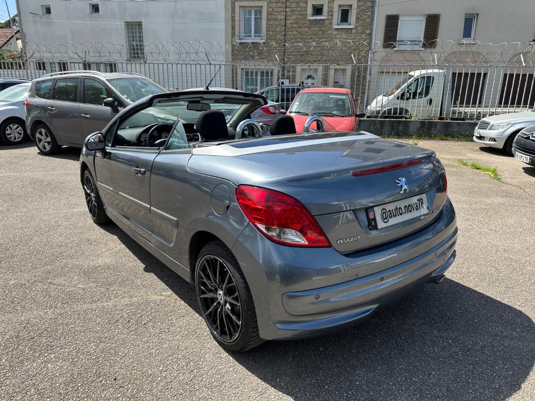 Peugeot 207 1.6 HDi 16V 110ch FAP BLUE LION Roland Garros