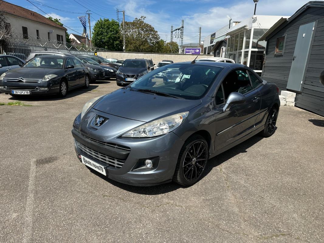 Peugeot 207 1.6 HDi 16V 110ch FAP BLUE LION Roland Garros