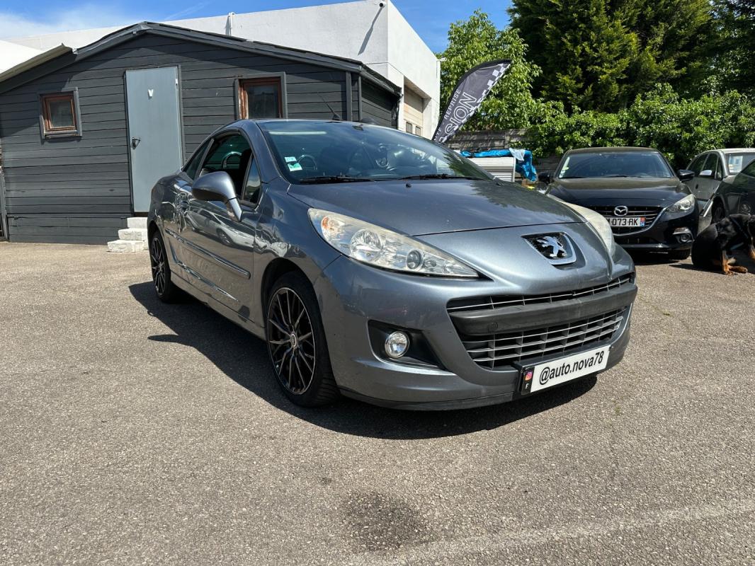 Peugeot 207 1.6 HDi 16V 110ch FAP BLUE LION Roland Garros