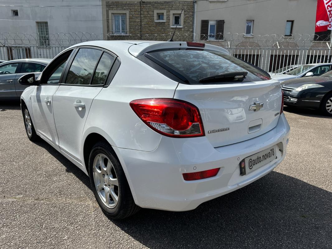 Chevrolet Cruze 1.7 VCDi 131 LT
