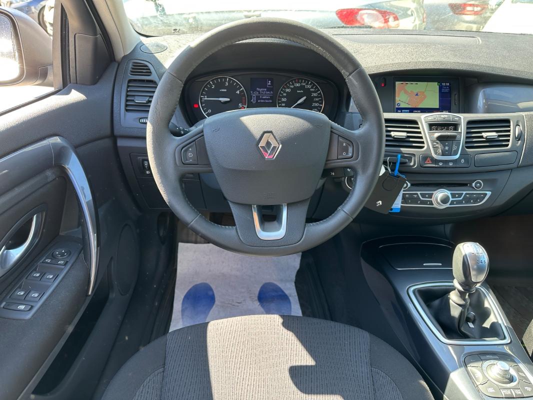 Renault Laguna III 1.5 dCi 110 eco2 Black Edition Carminat