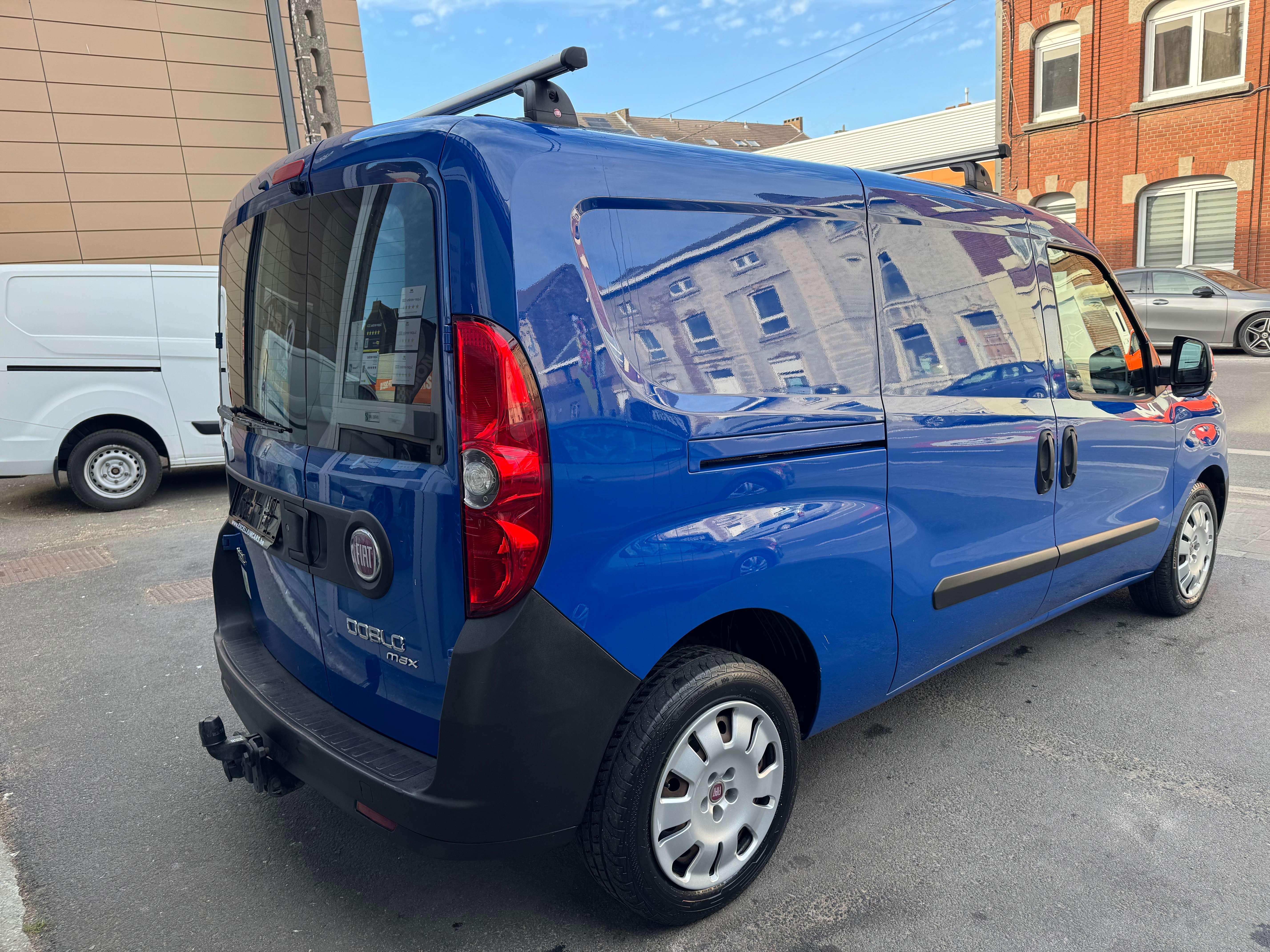 Fiat Doblo 1.4 T-Jet CNG 120Cv Airco Attache Rem Barres Toit Tres Propre Carnet Garantie