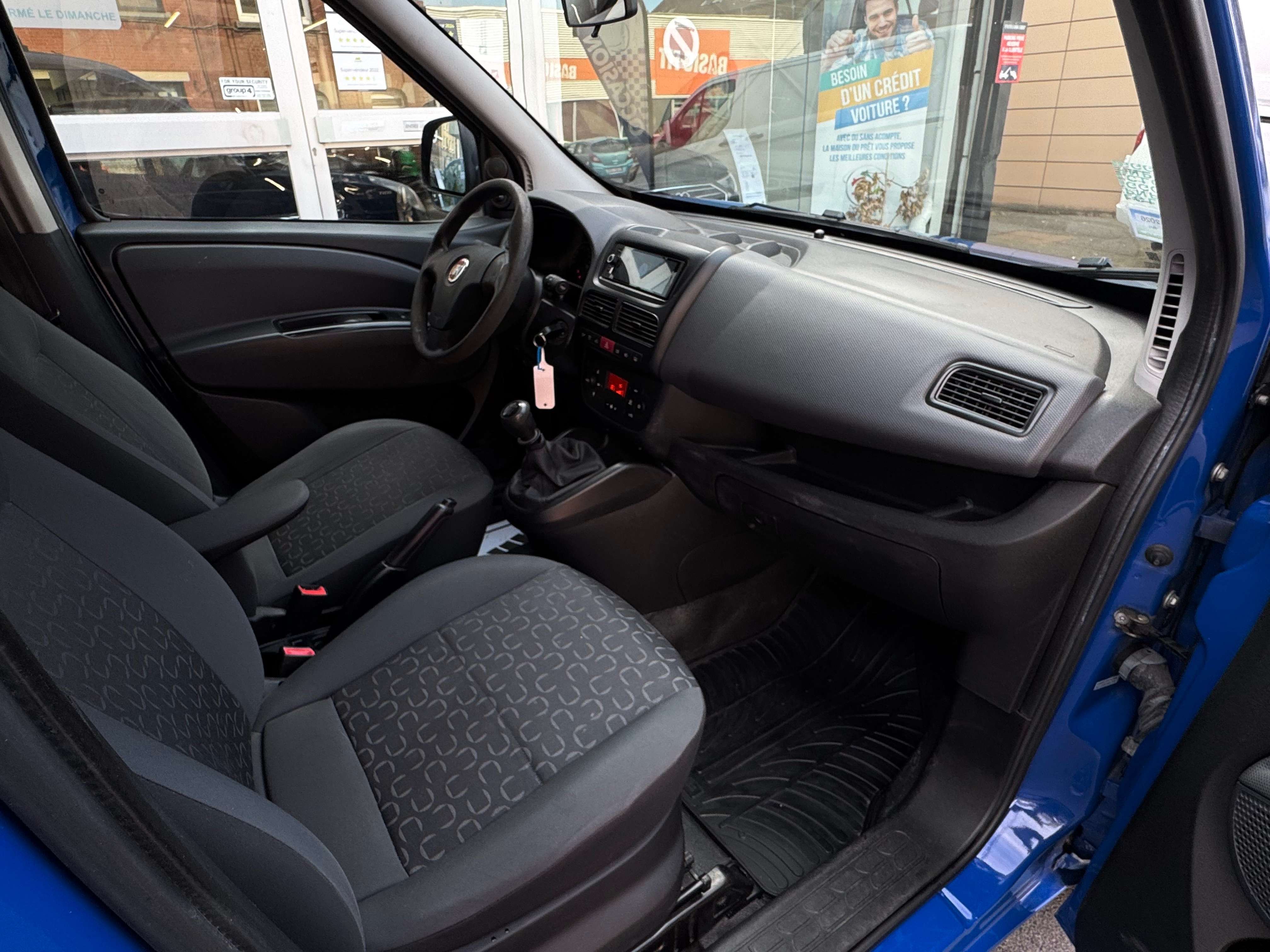 Fiat Doblo 1.4 T-Jet CNG 120Cv Airco Attache Rem Barres Toit Tres Propre Carnet Garantie
