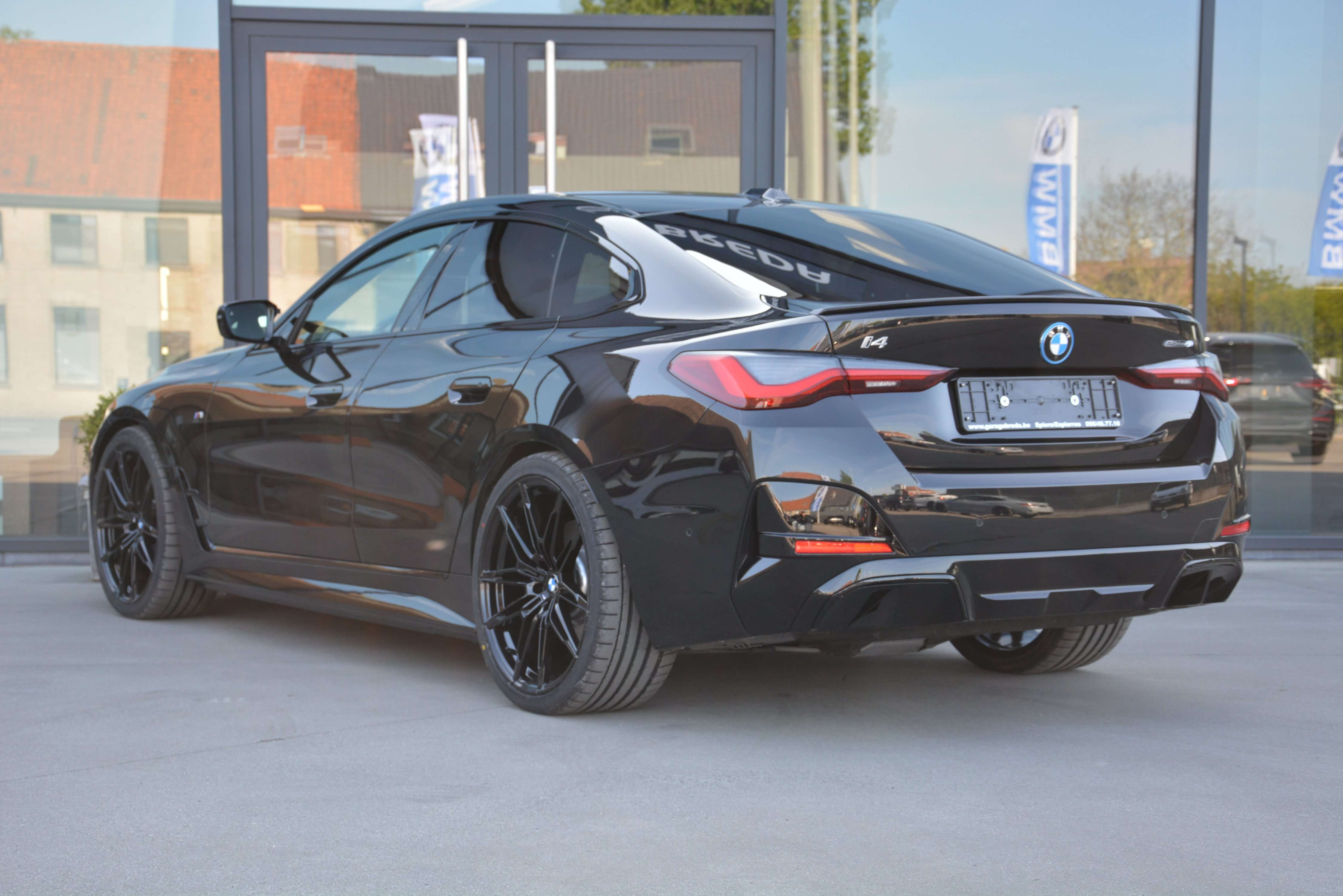 BMW i4 eDrive40 M-performance/360°Cam/HUD/ACC/Memory/Keyles