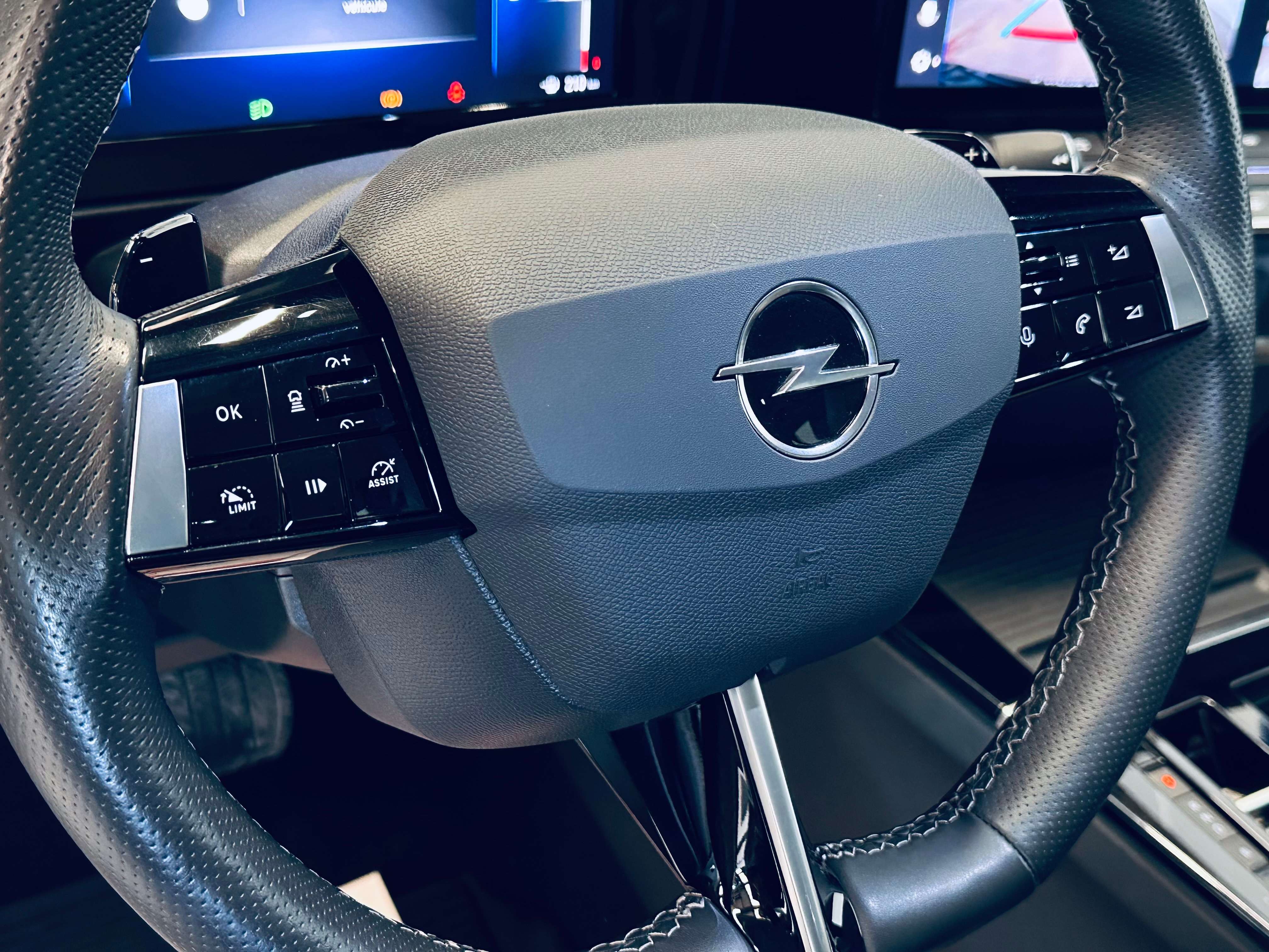 Opel Astra 1.6 BOITE AUTO PALETTE CAMERA PDC CARPLAY cruise
