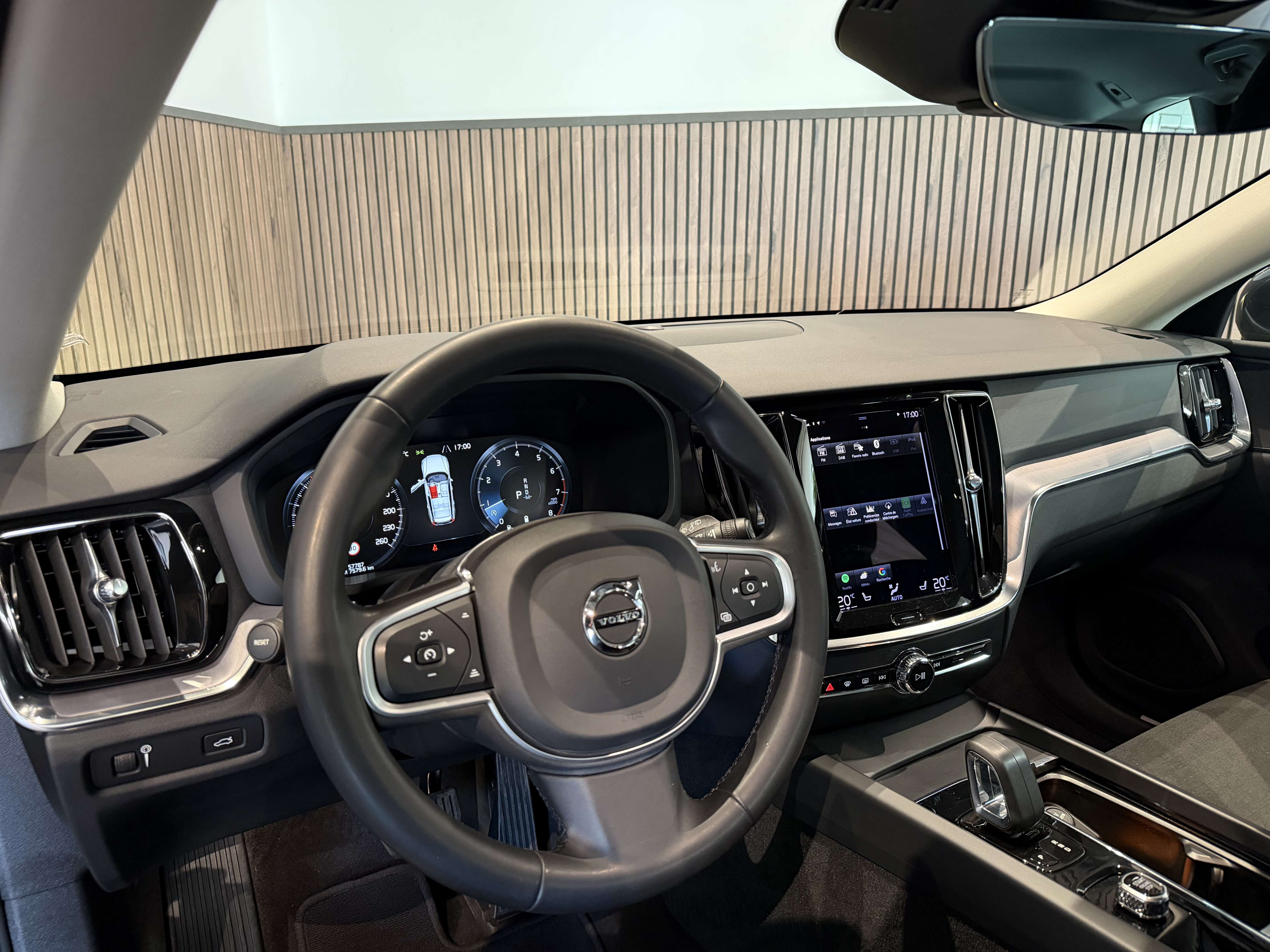 Volvo V60 V60 2.0 B3 MHEV - AUTOMATIQUE - GARANTIE 12MOIS