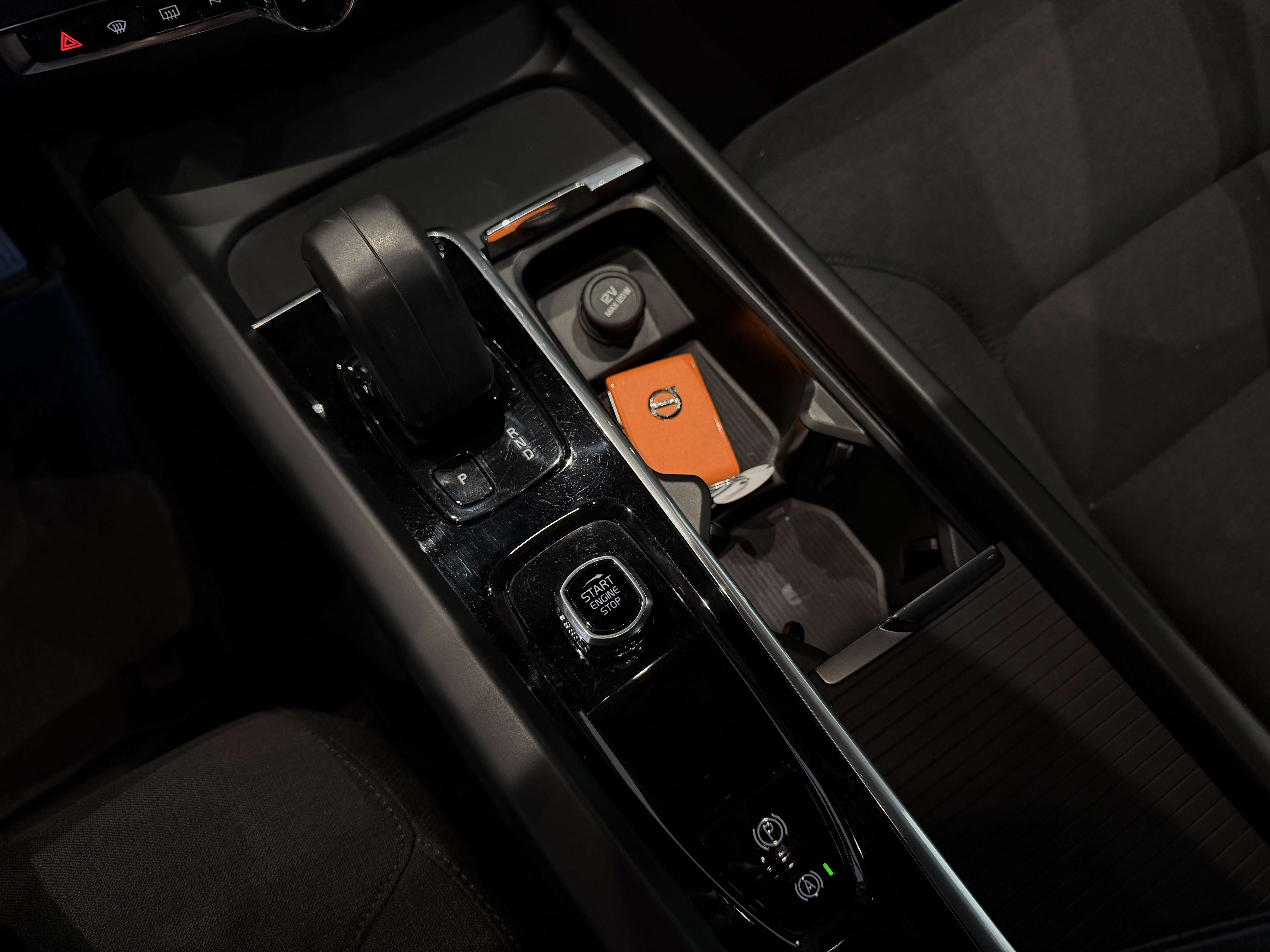 Volvo V60 V60 2.0 B3 MHEV - AUTOMATIQUE - GARANTIE 12MOIS