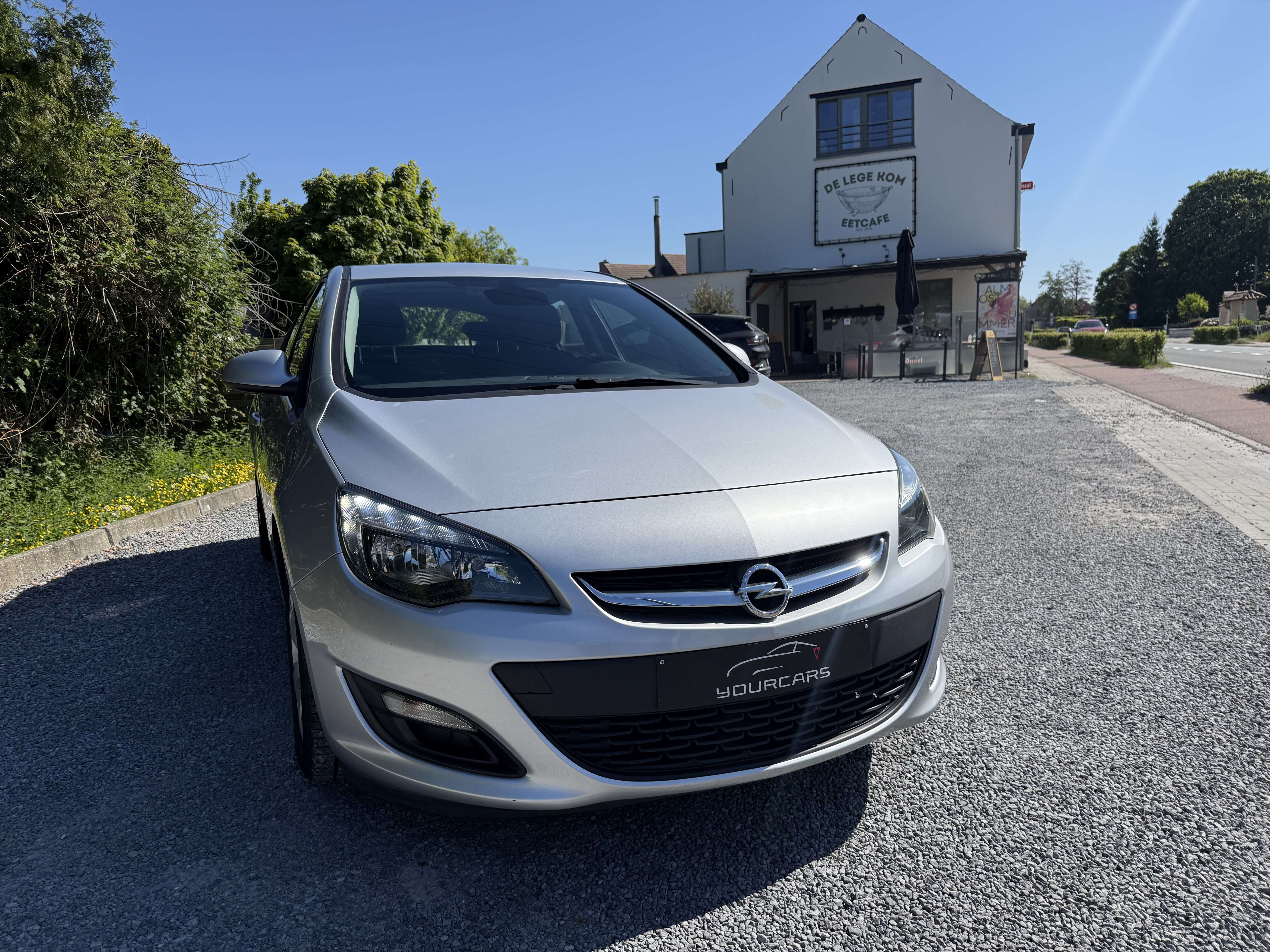 Opel Astra 1.4i Design Edition * AIRCO