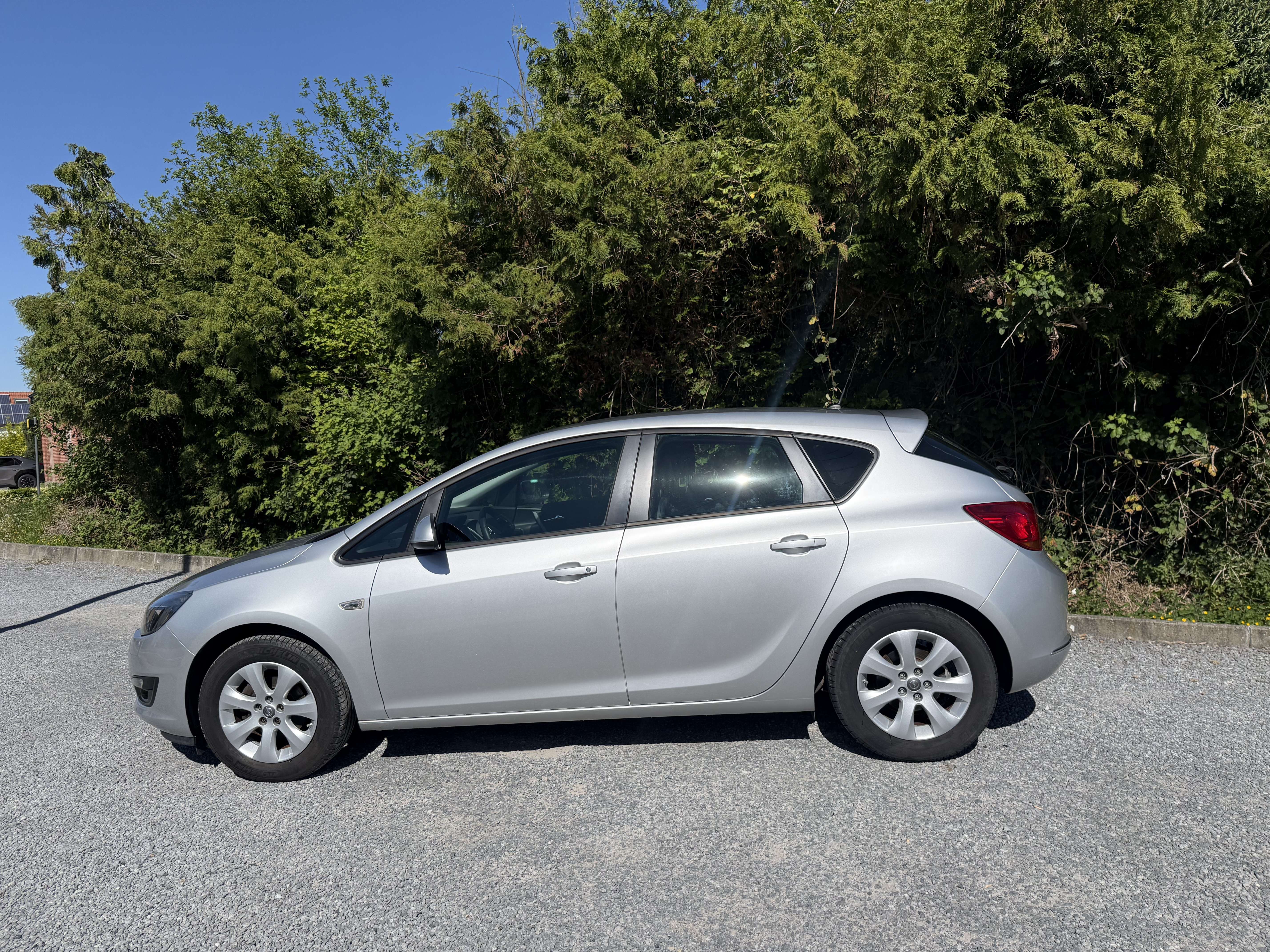 Opel Astra 1.4i Design Edition * AIRCO