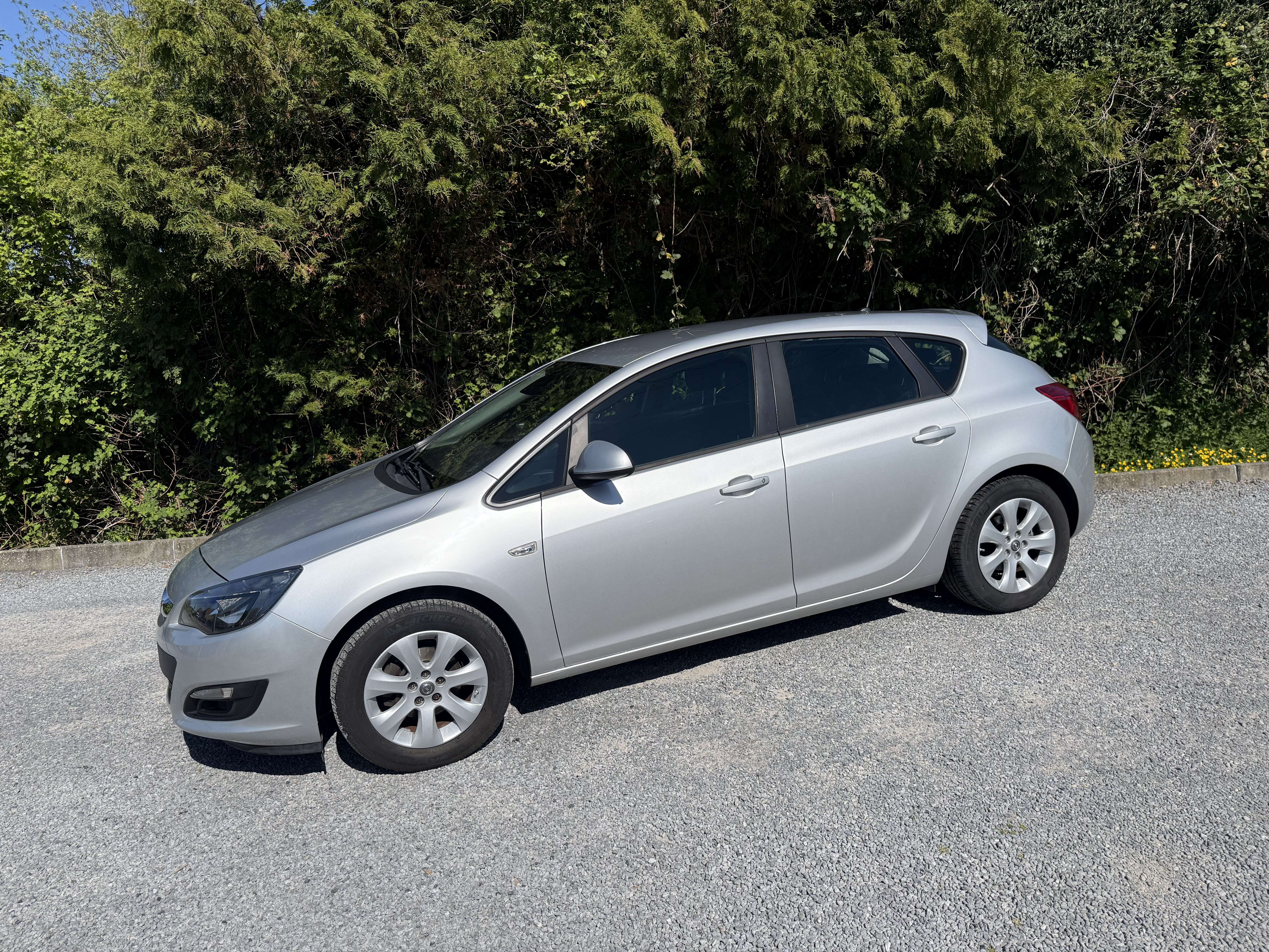 Opel Astra 1.4i Design Edition * AIRCO