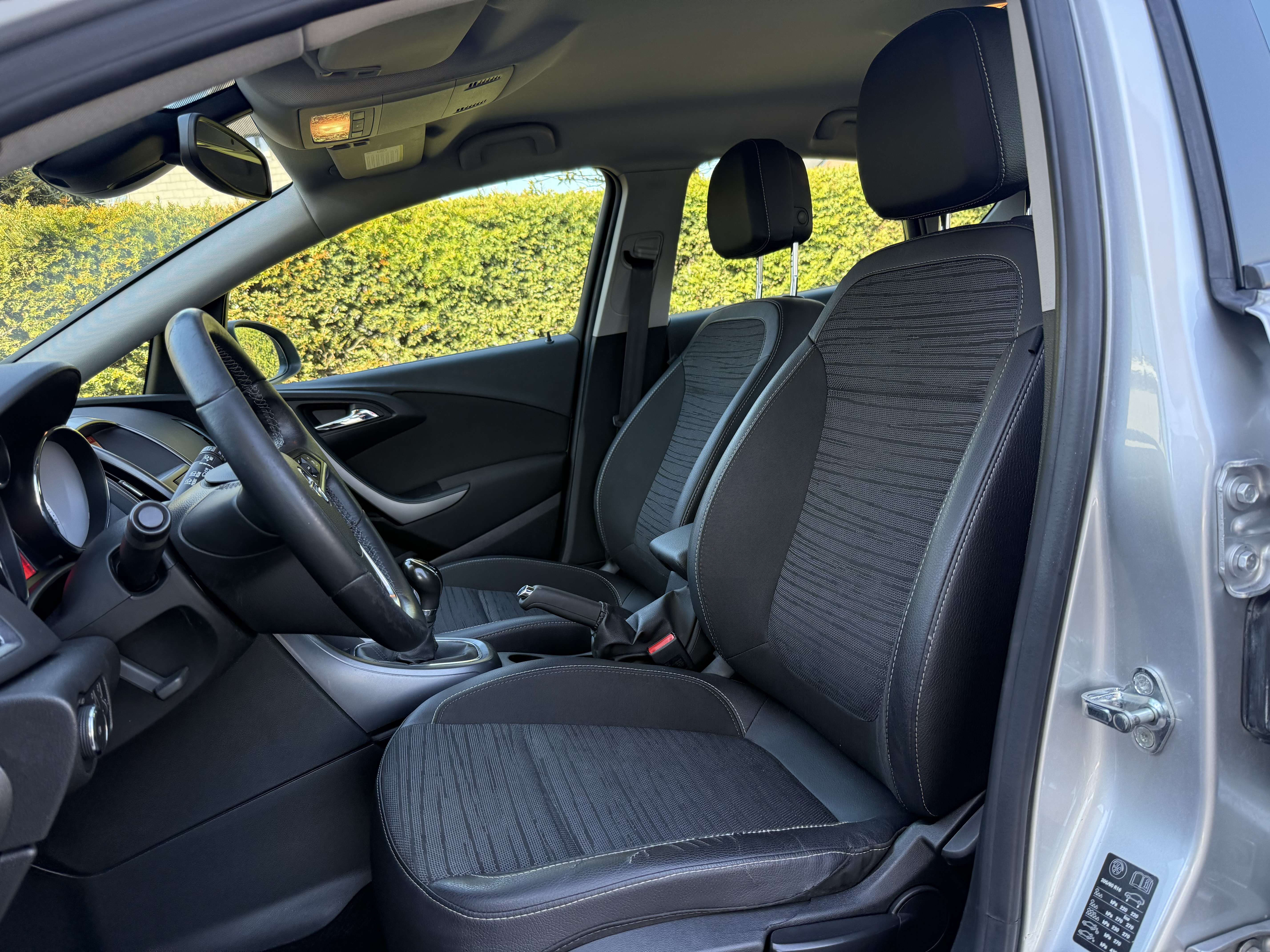 Opel Astra 1.4i Design Edition * AIRCO