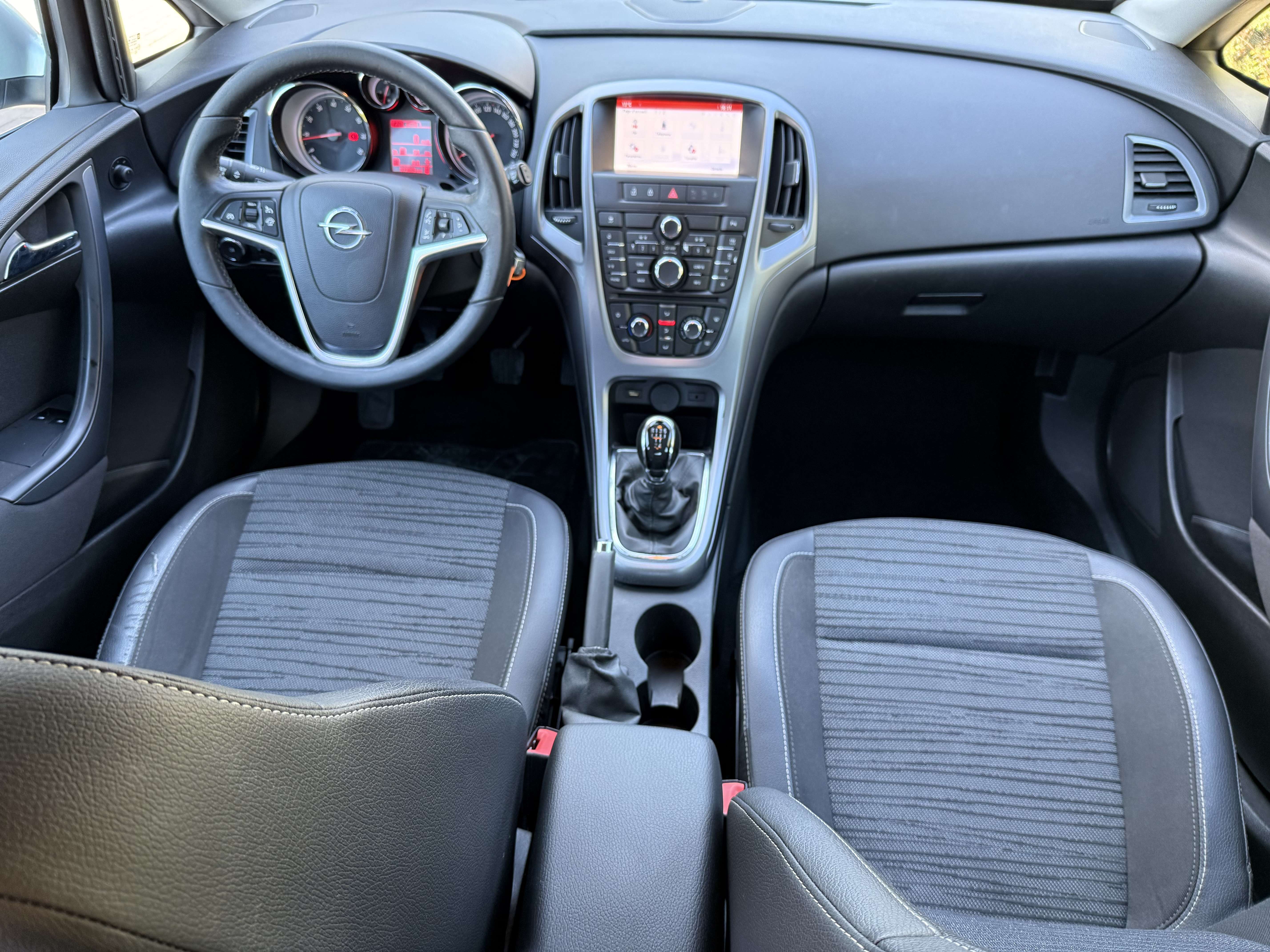 Opel Astra 1.4i Design Edition * AIRCO