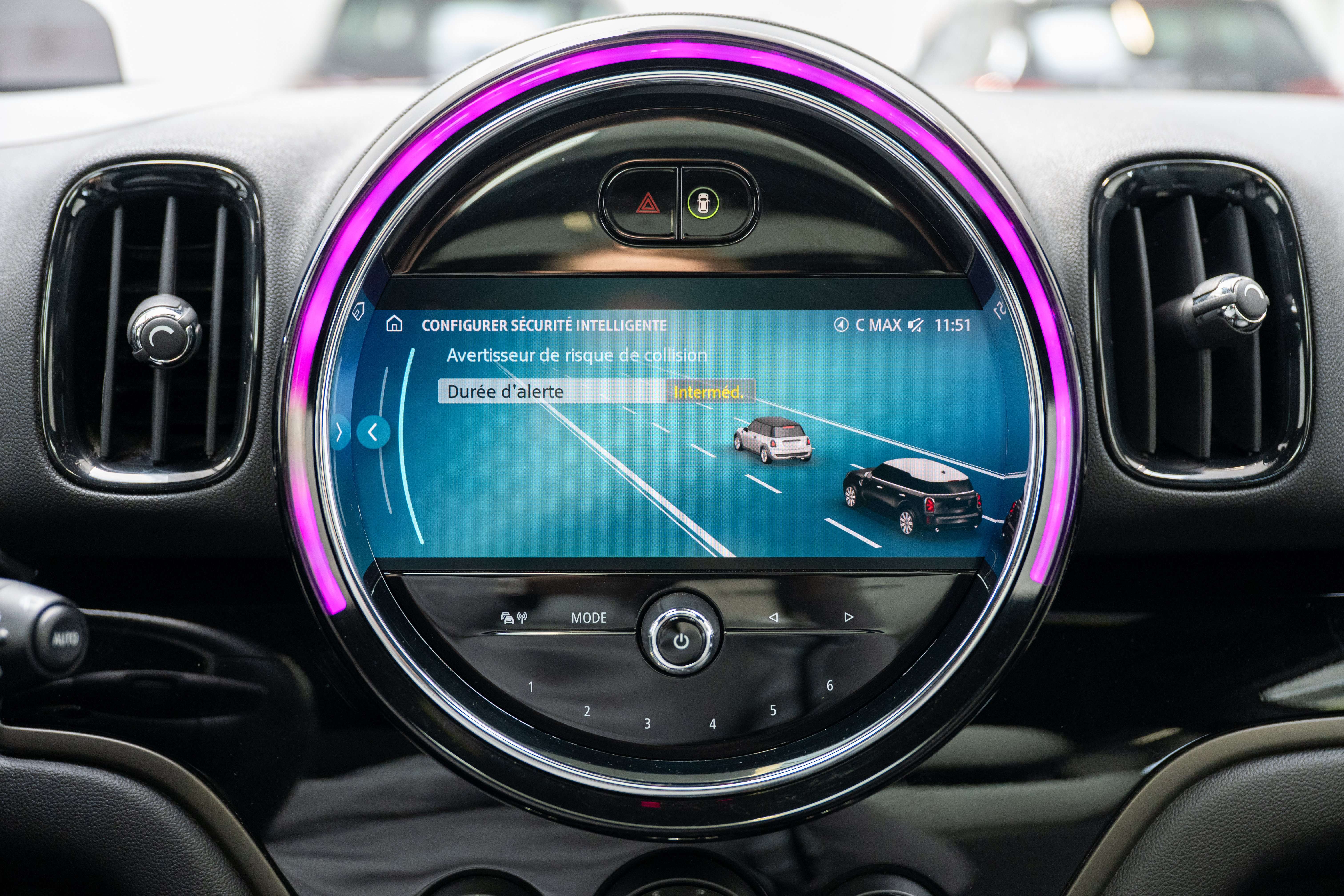 MINI Cooper Countryman 1.5iA 136 - LED - HeadUp display - Toit Ouvrant - Garantie 12 mois