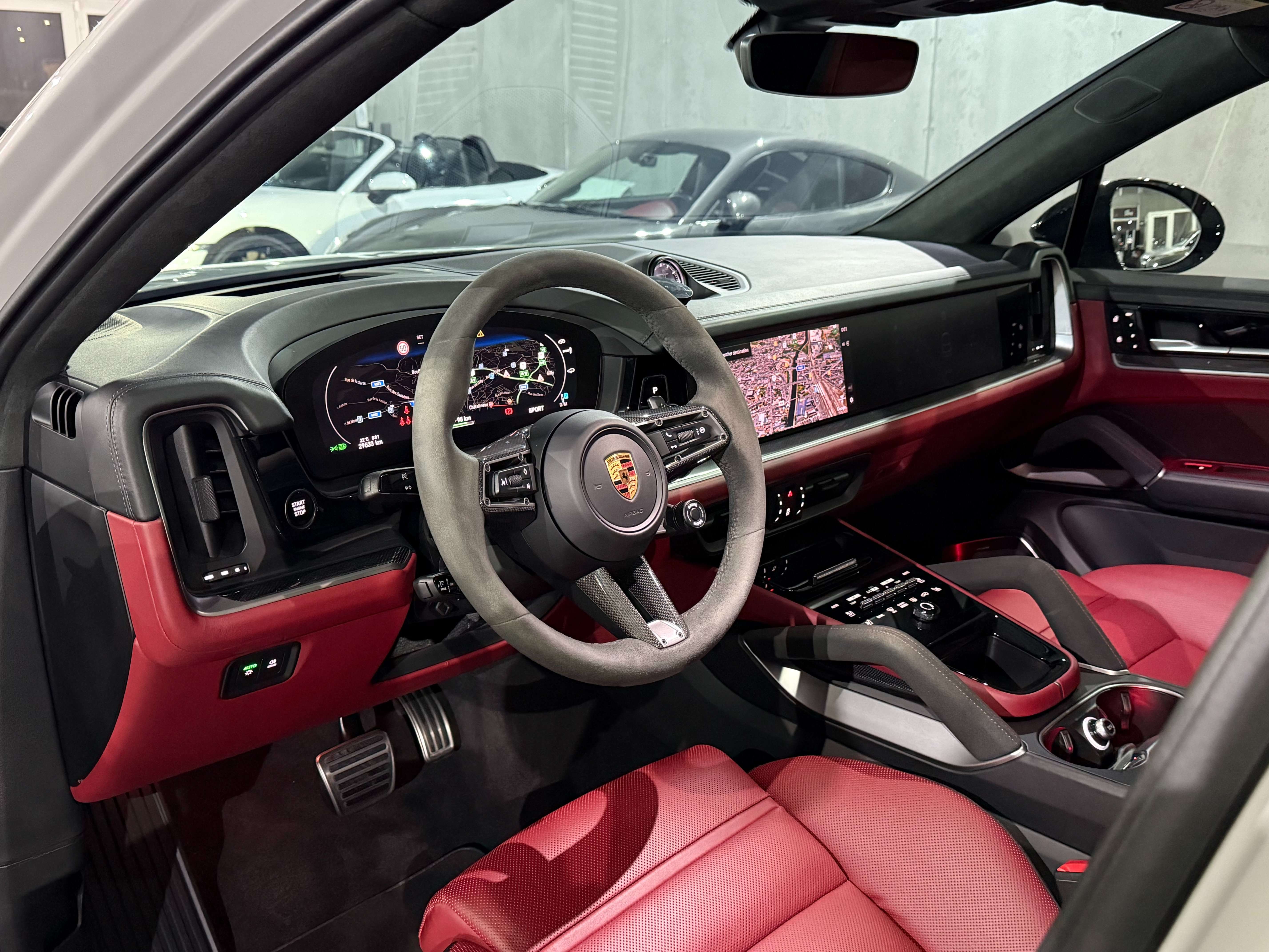 Porsche Cayenne Coupé E-Hybrid 3.0 Turbo V6 1e Main Etat Neuf