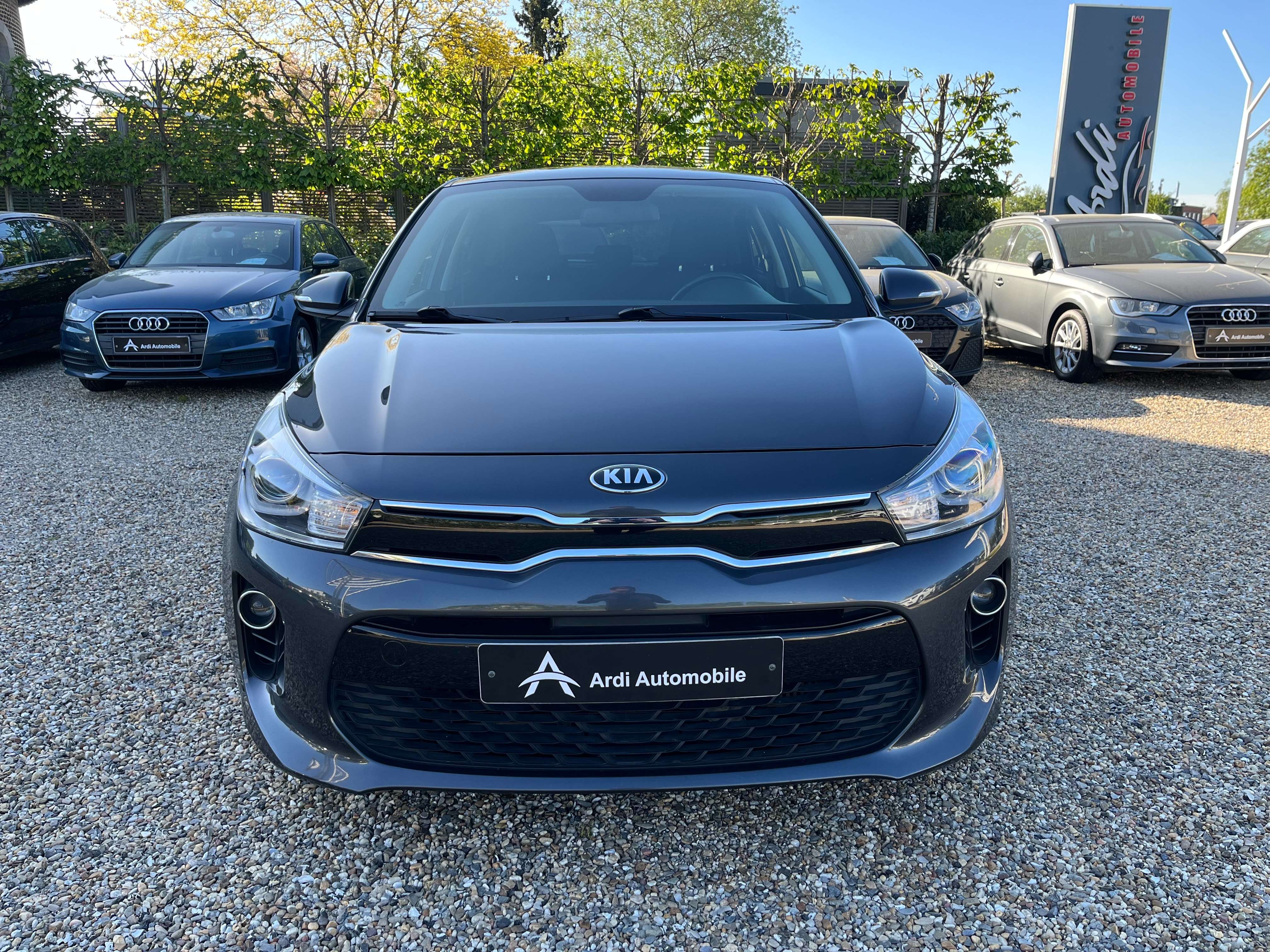 Kia Rio Rio 1.4 CRDi*GARANTIE*1ER PROP*CARPLAY*CRUISE*NAVI*CAMERA DE RECUL