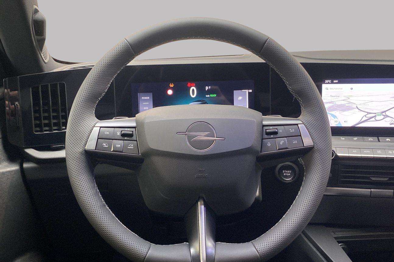 Opel Astra ULTIMATE* Full - dispo 10/2026