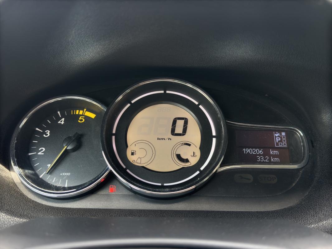 Renault Megane III Berline dCi 110 FAP eco2 XV De France Euro 5 EDC