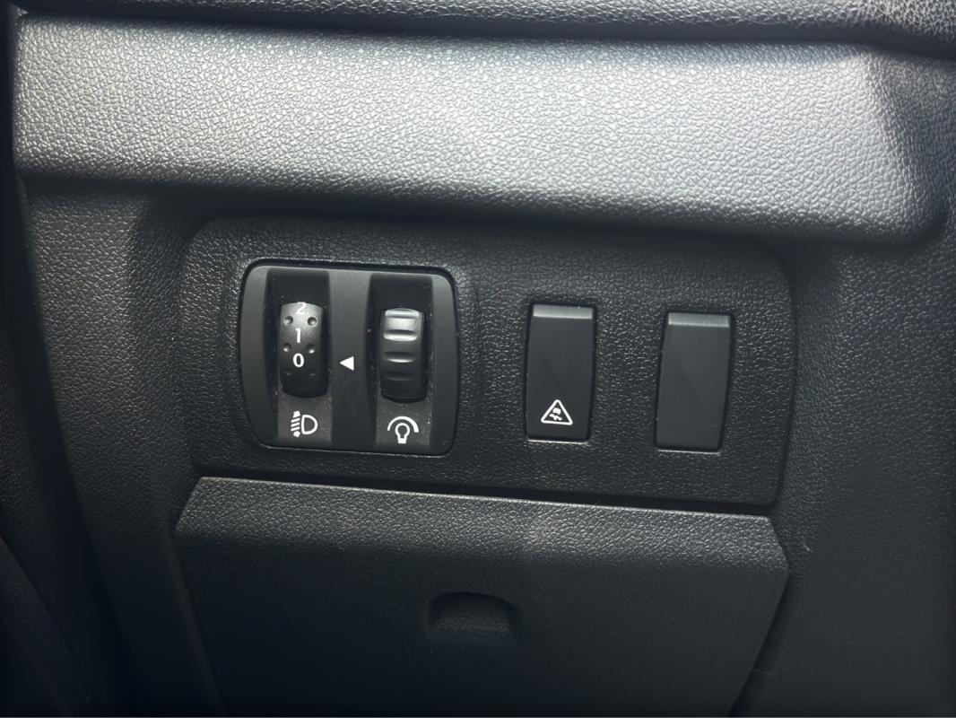 Renault Megane III Berline dCi 110 FAP eco2 XV De France Euro 5 EDC