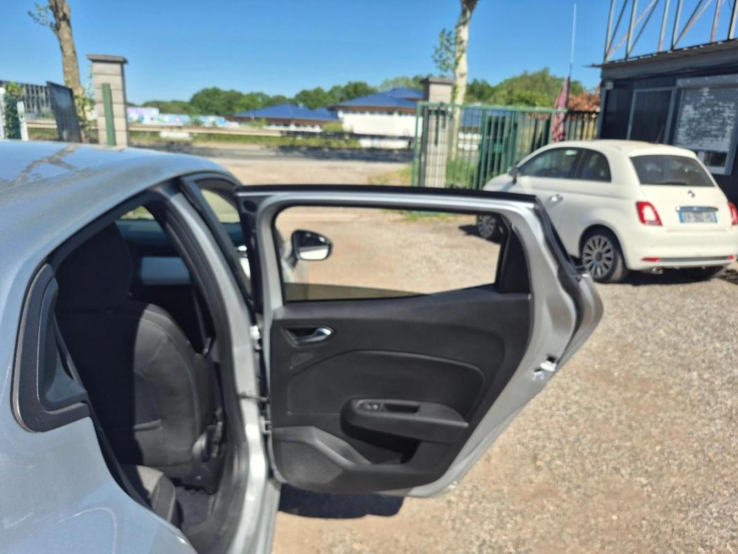 Renault Clio 1.5 BLUEDCI 100 BVM6 EVOLUTION 9991 Hors Taxes 1ÉRE MAIN