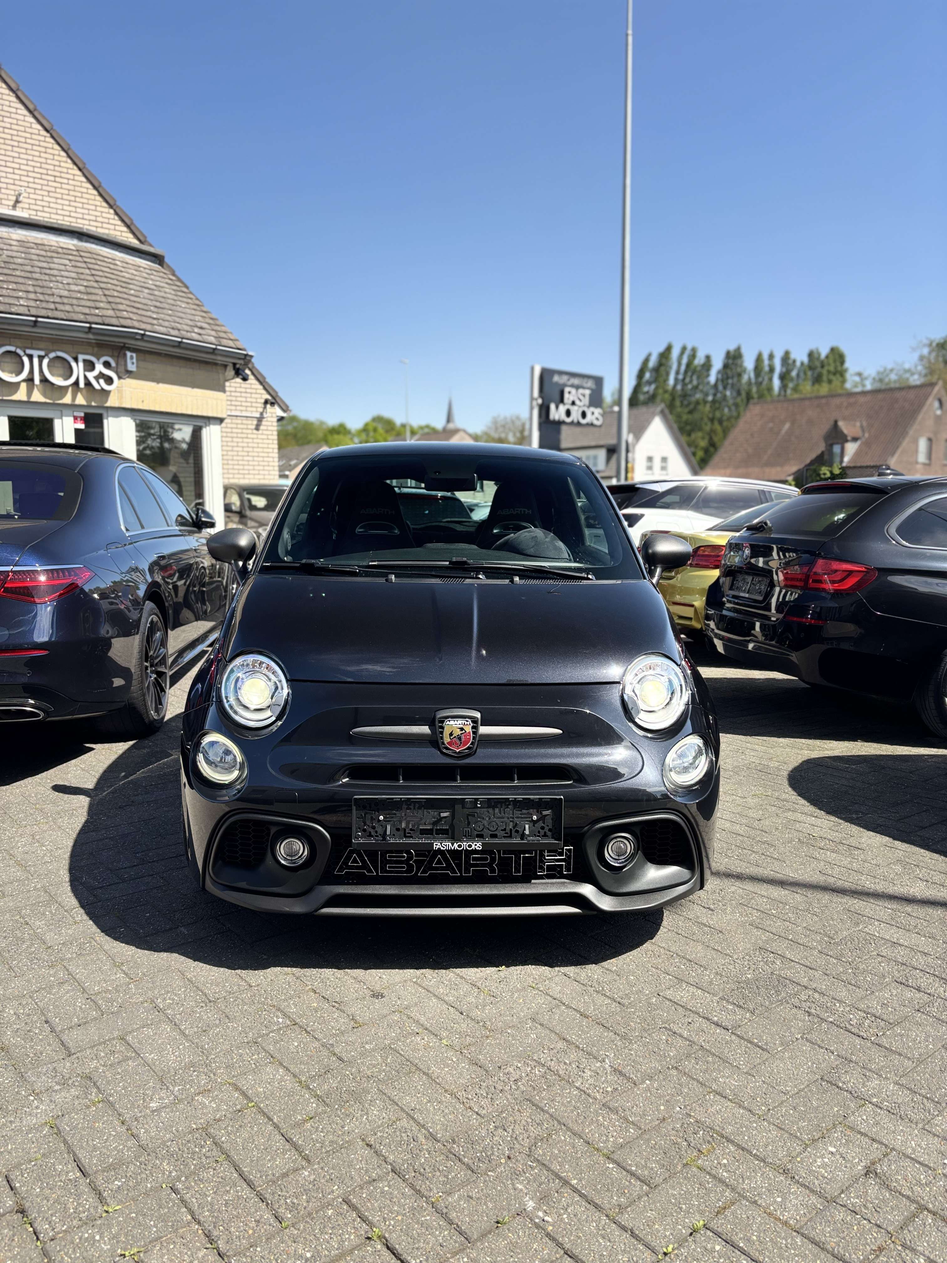 Fiat 500 Abarth 595 Competzione Carbon pack Monza exhaust Brake Upgrade Belgian Car Lot off extra's