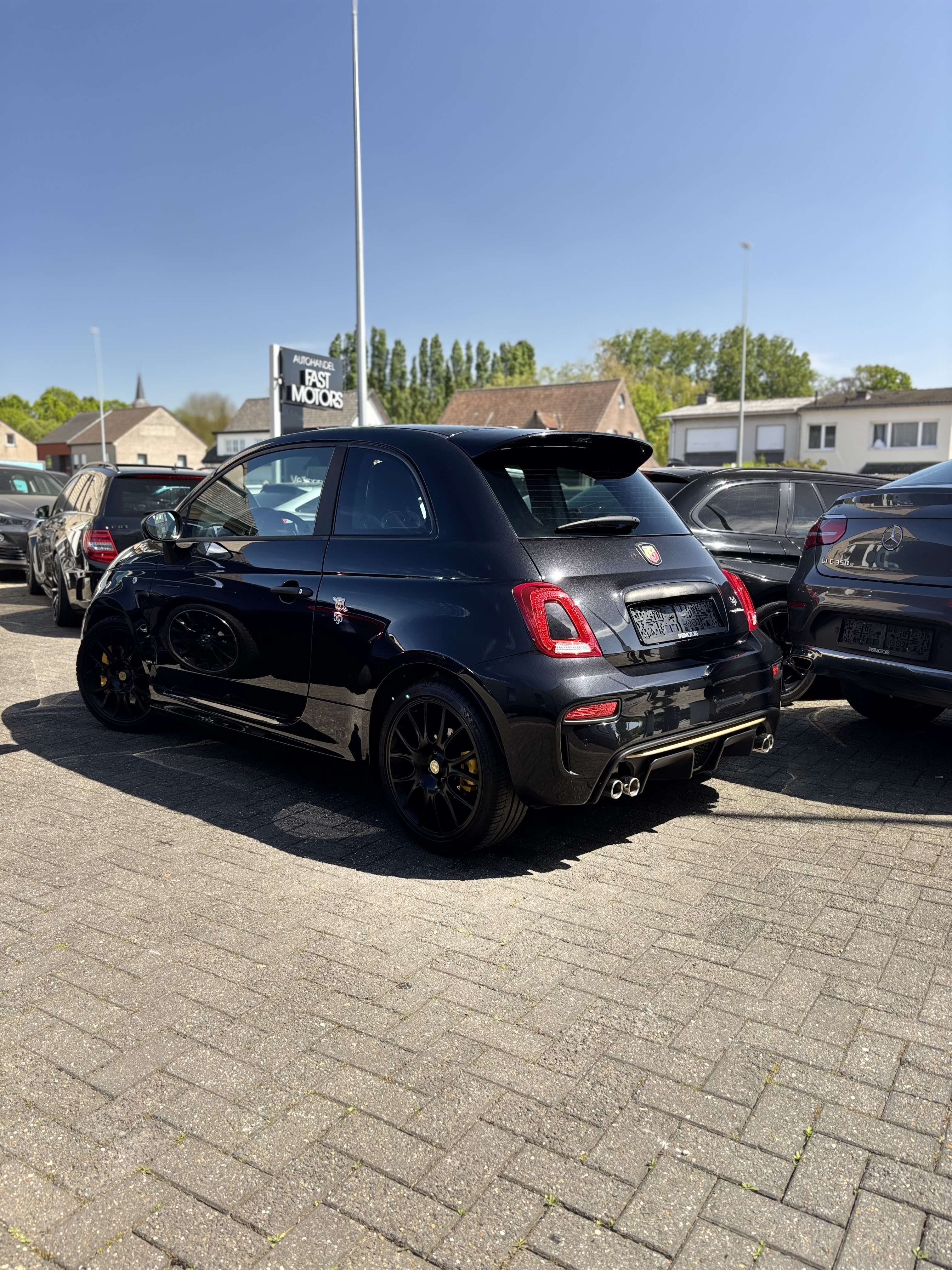 Fiat 500 Abarth 595 Competzione Carbon pack Monza exhaust Brake Upgrade Belgian Car Lot off extra's