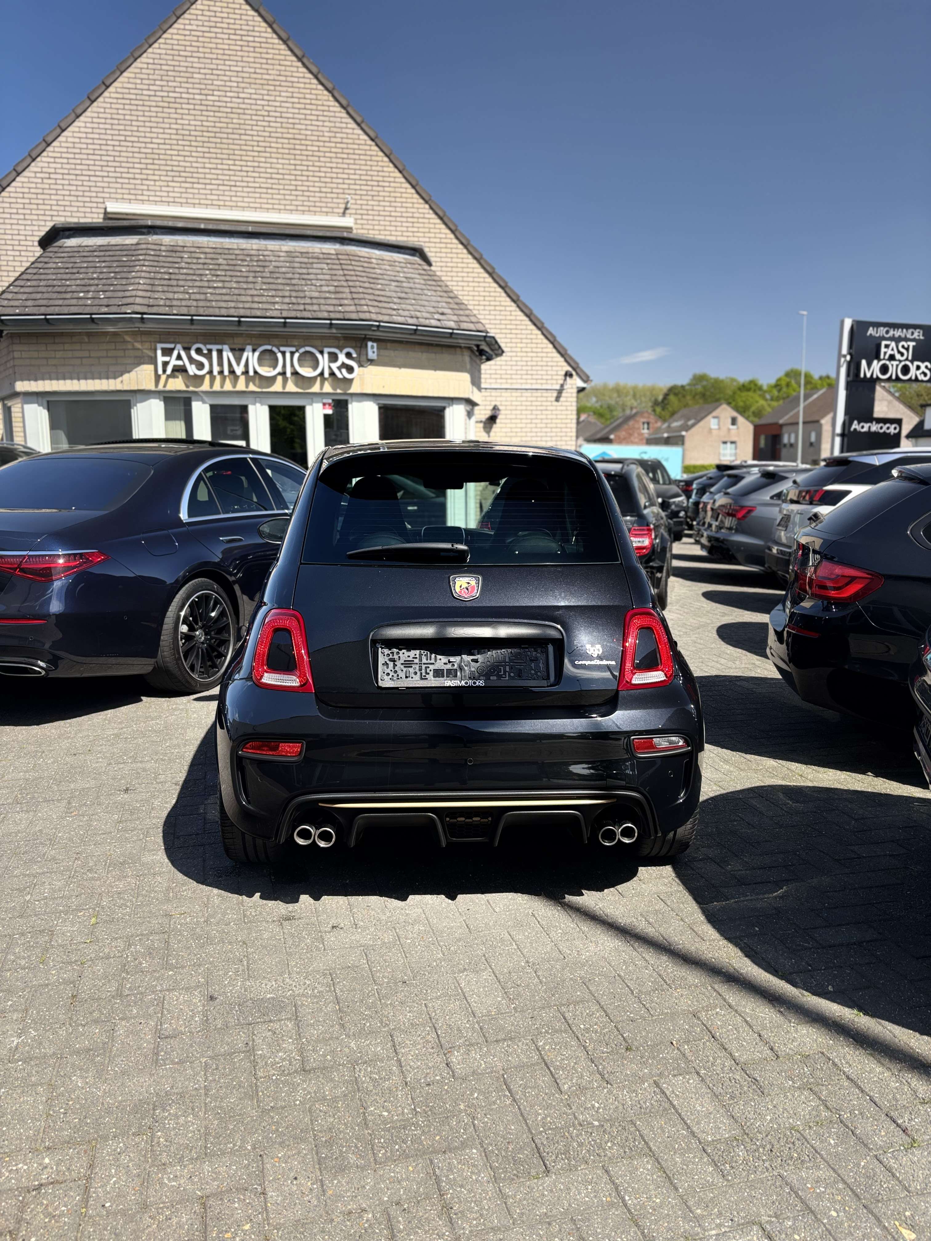 Fiat 500 Abarth 595 Competzione Carbon pack Monza exhaust Brake Upgrade Belgian Car Lot off extra's