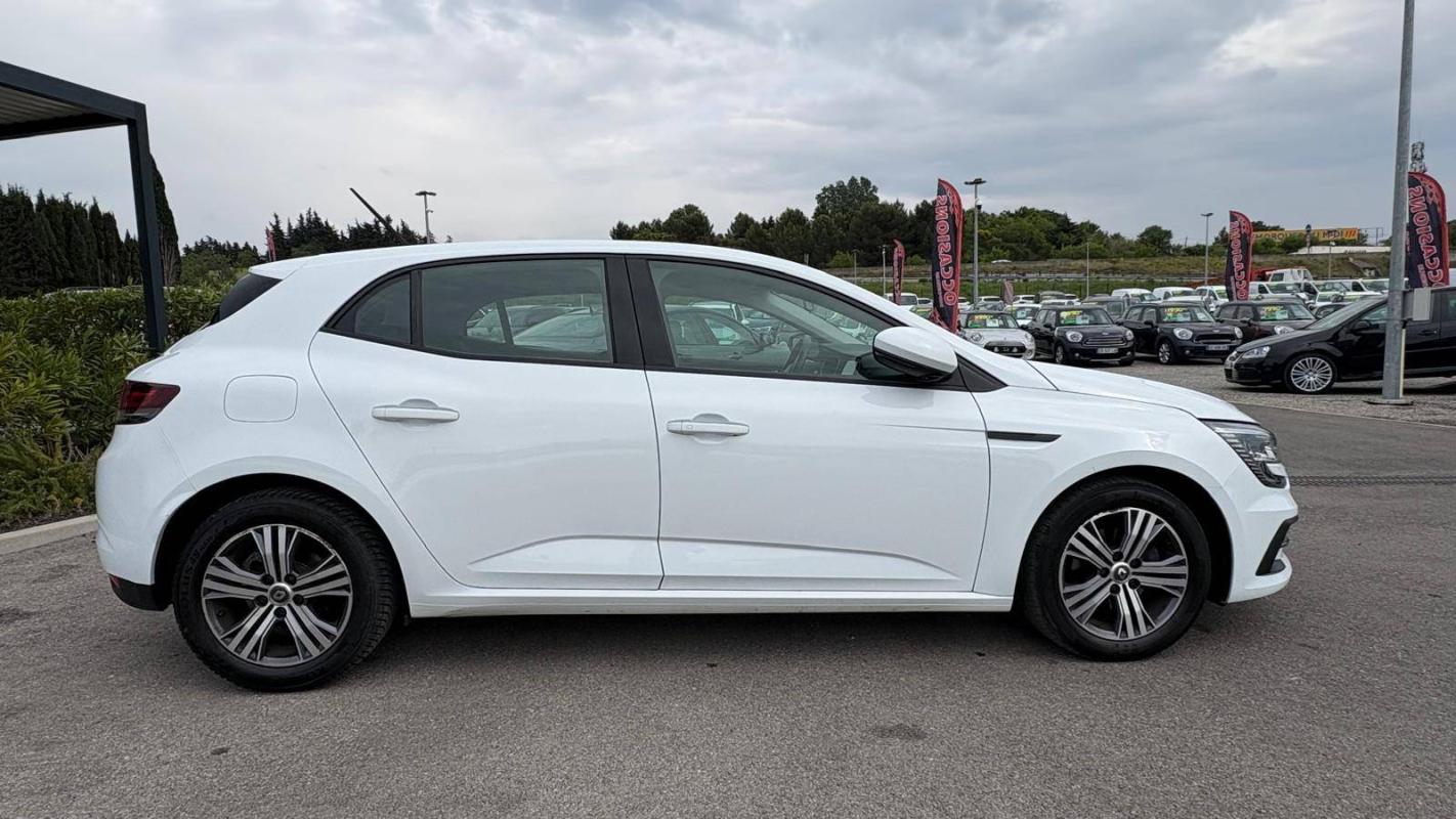 Renault Megane IV Berline Blue dCi 115 EDC Evolution