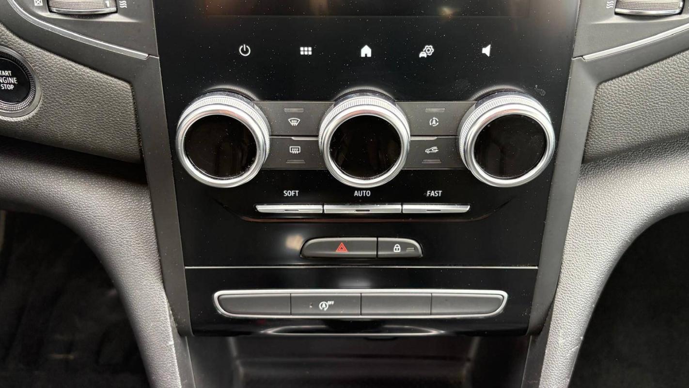 Renault Megane IV Berline Blue dCi 115 EDC Evolution