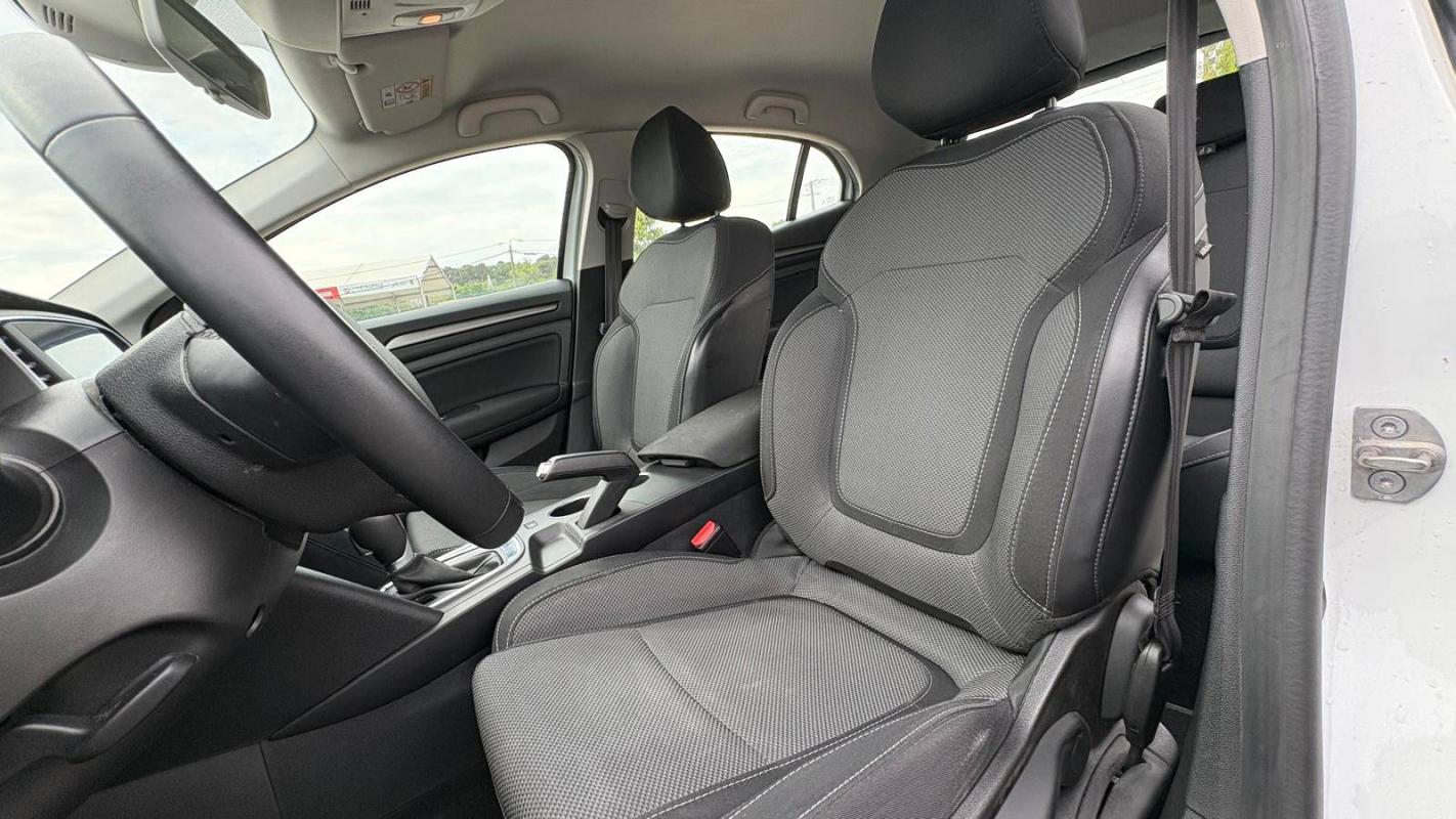 Renault Megane IV Berline Blue dCi 115 EDC Evolution