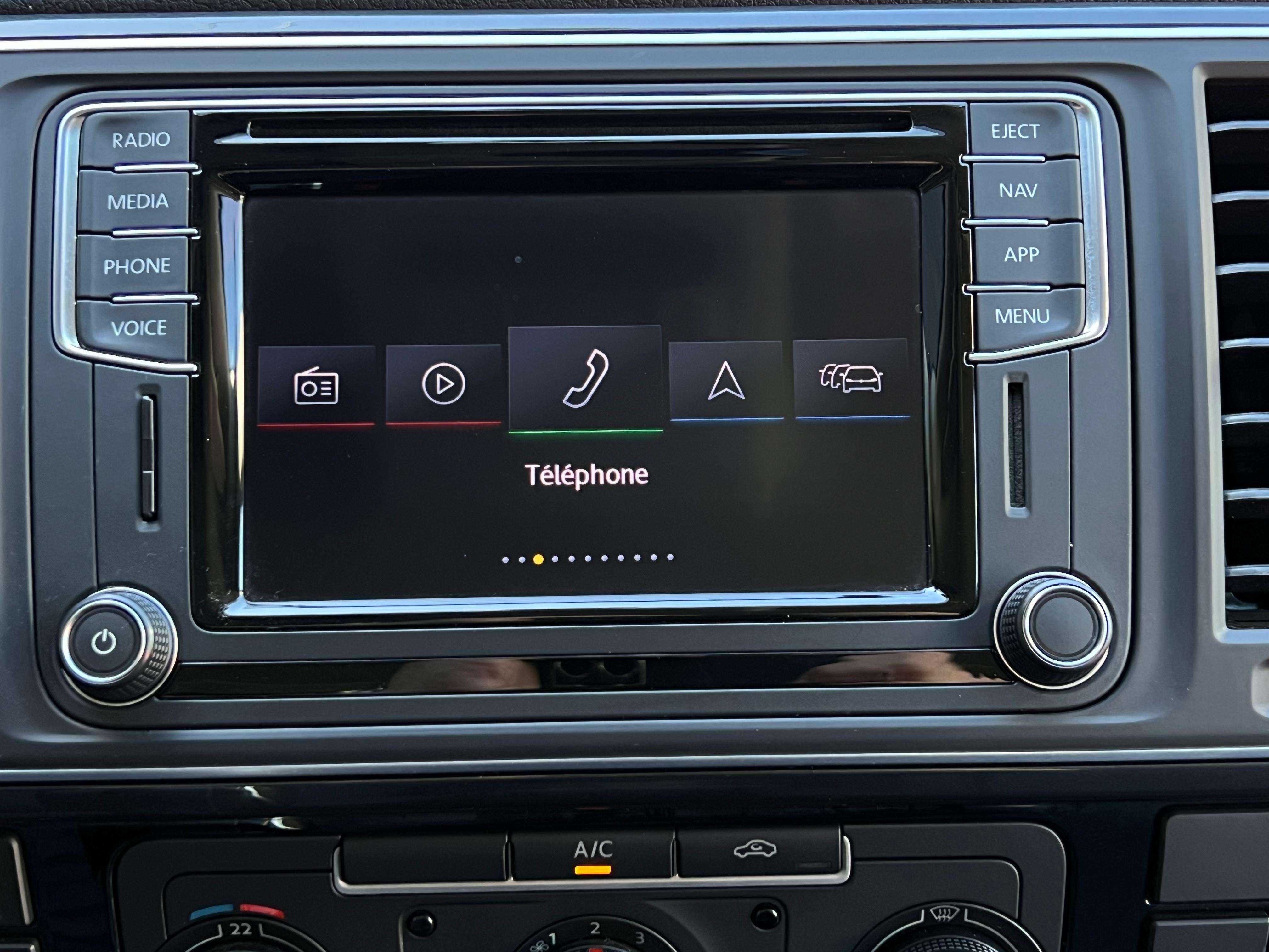 Volkswagen T6 Transporter 2.0 TDi Boite DSG TVA 21%/FULL LED/NAVI/1er PROPRIO/PARFAIT ETAT