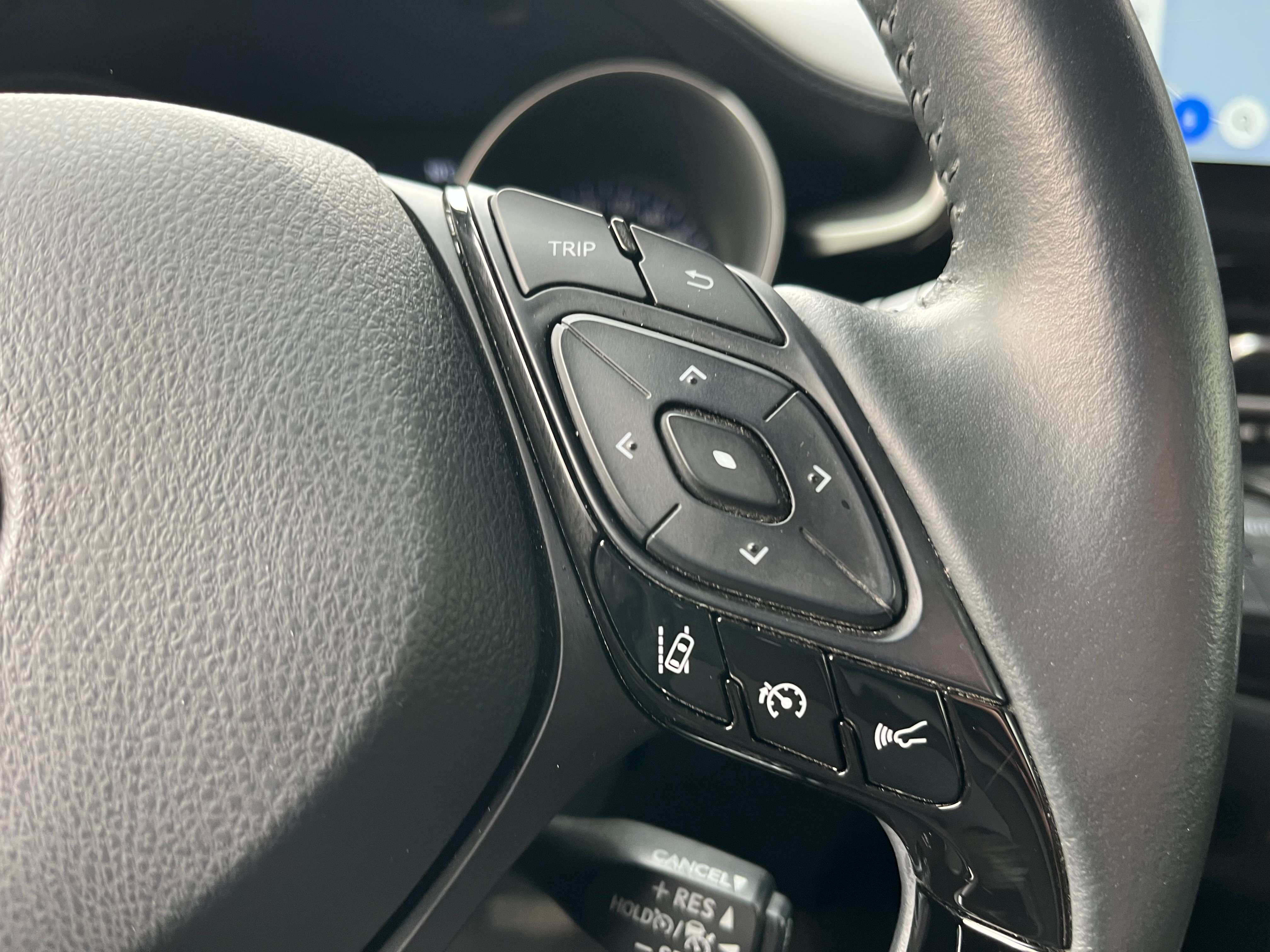 Toyota C-HR C-HR Hybrid 1.8i VVT-i C-Lub Mono-Tone E-CVT