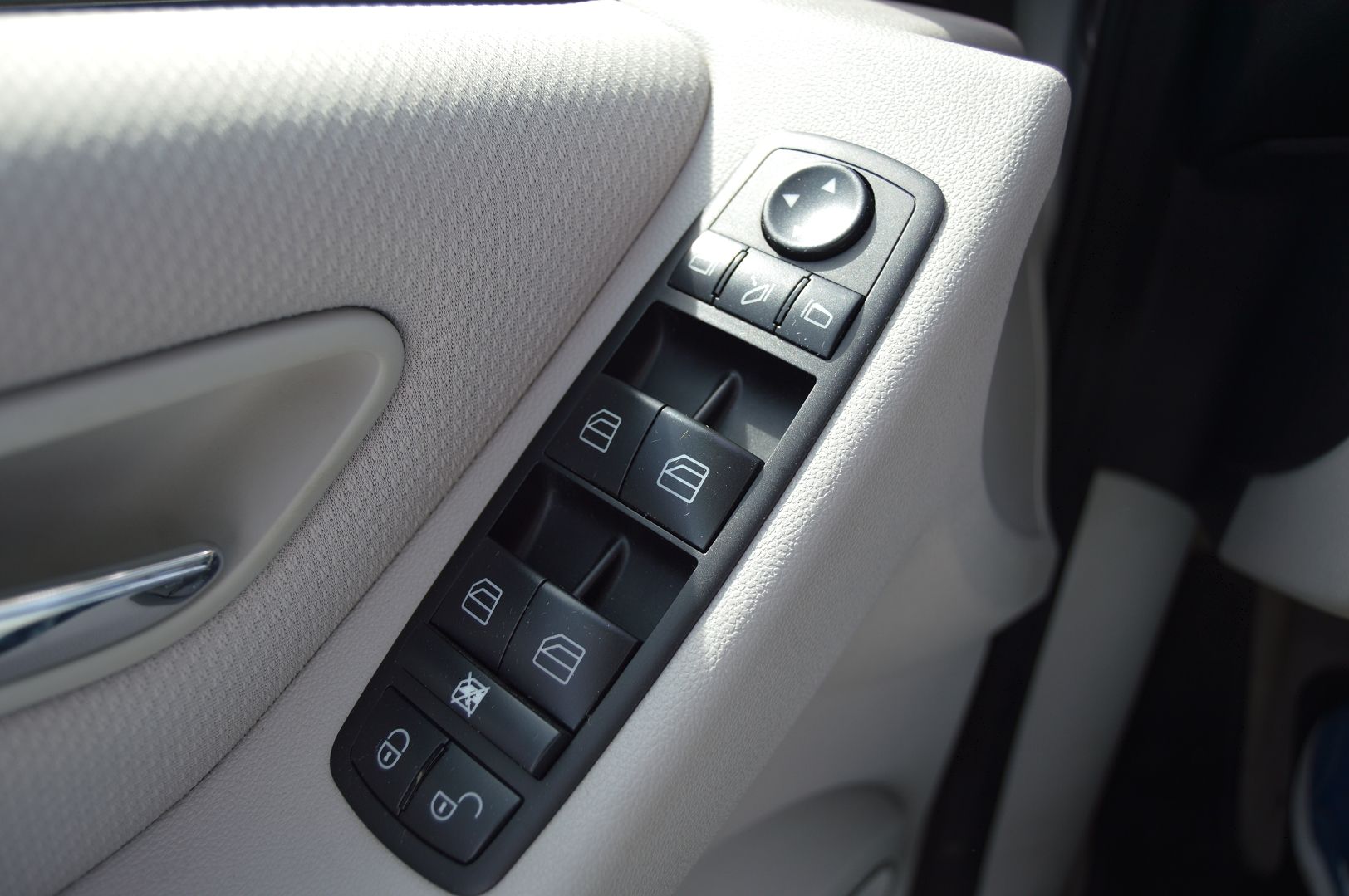 Mercedes-Benz CLASSE B 180 CDI DESIGN CVT