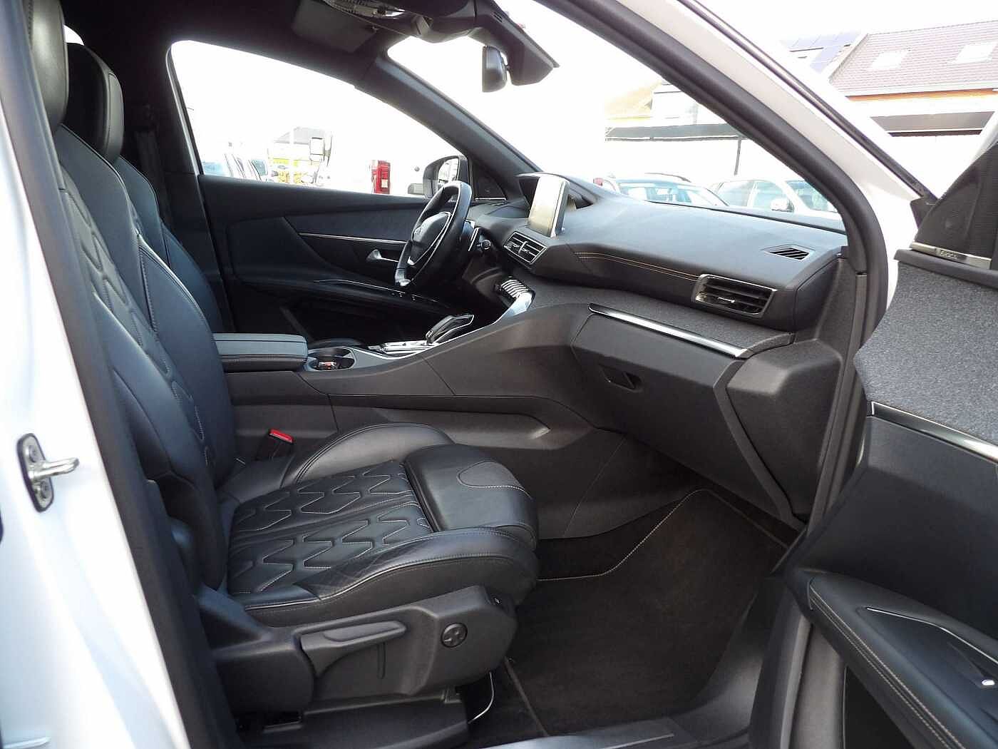 Peugeot 3008 3008 1.2 PureTech GT Line (EU6.3)
