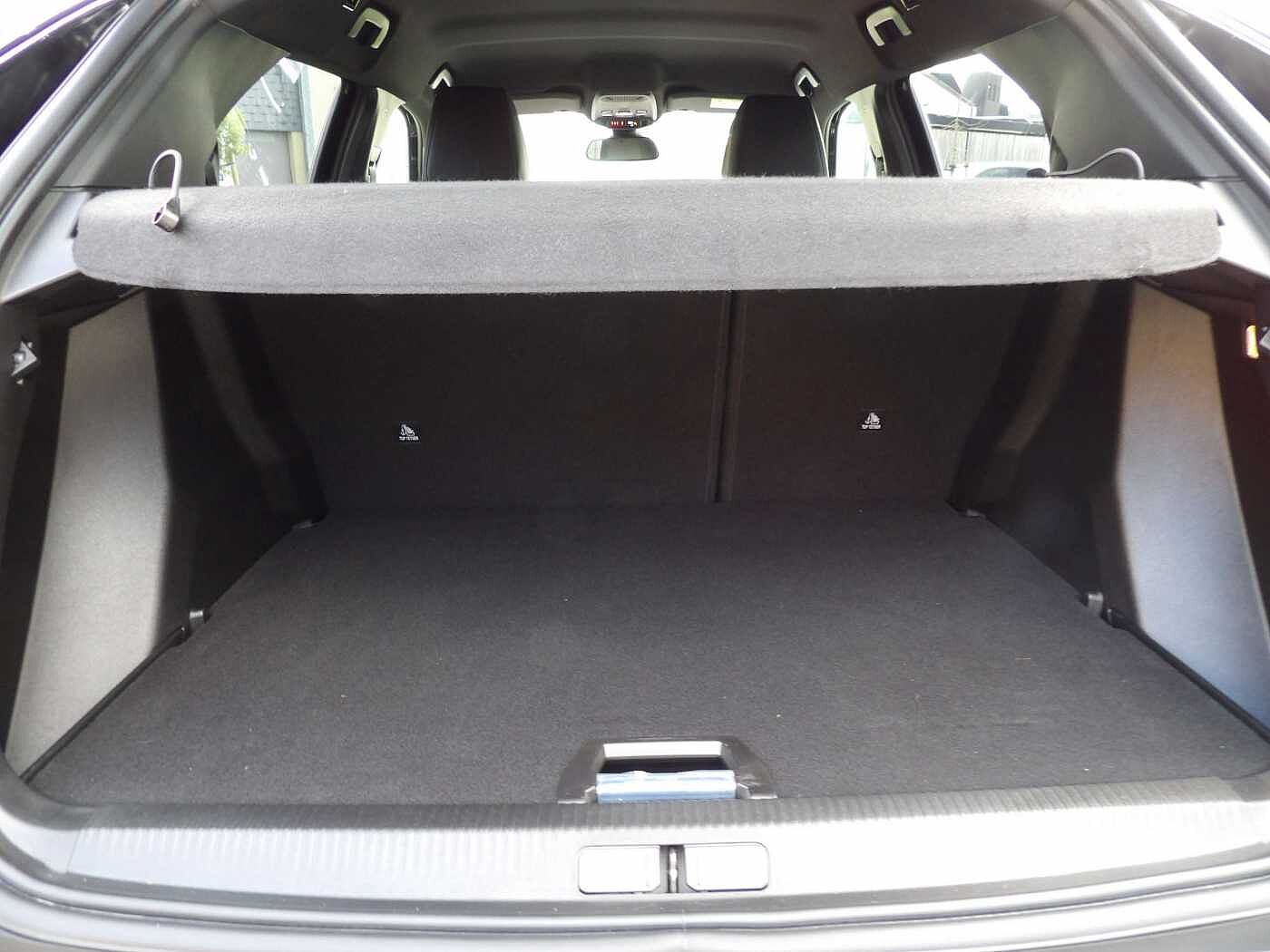 Peugeot 2008 2008 PureTech Allure Pack - 360°camera