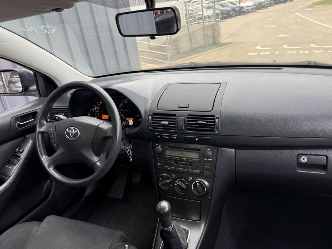 Toyota Avensis 1.8 130 VVT-i Linéa Terra 1ere Main I