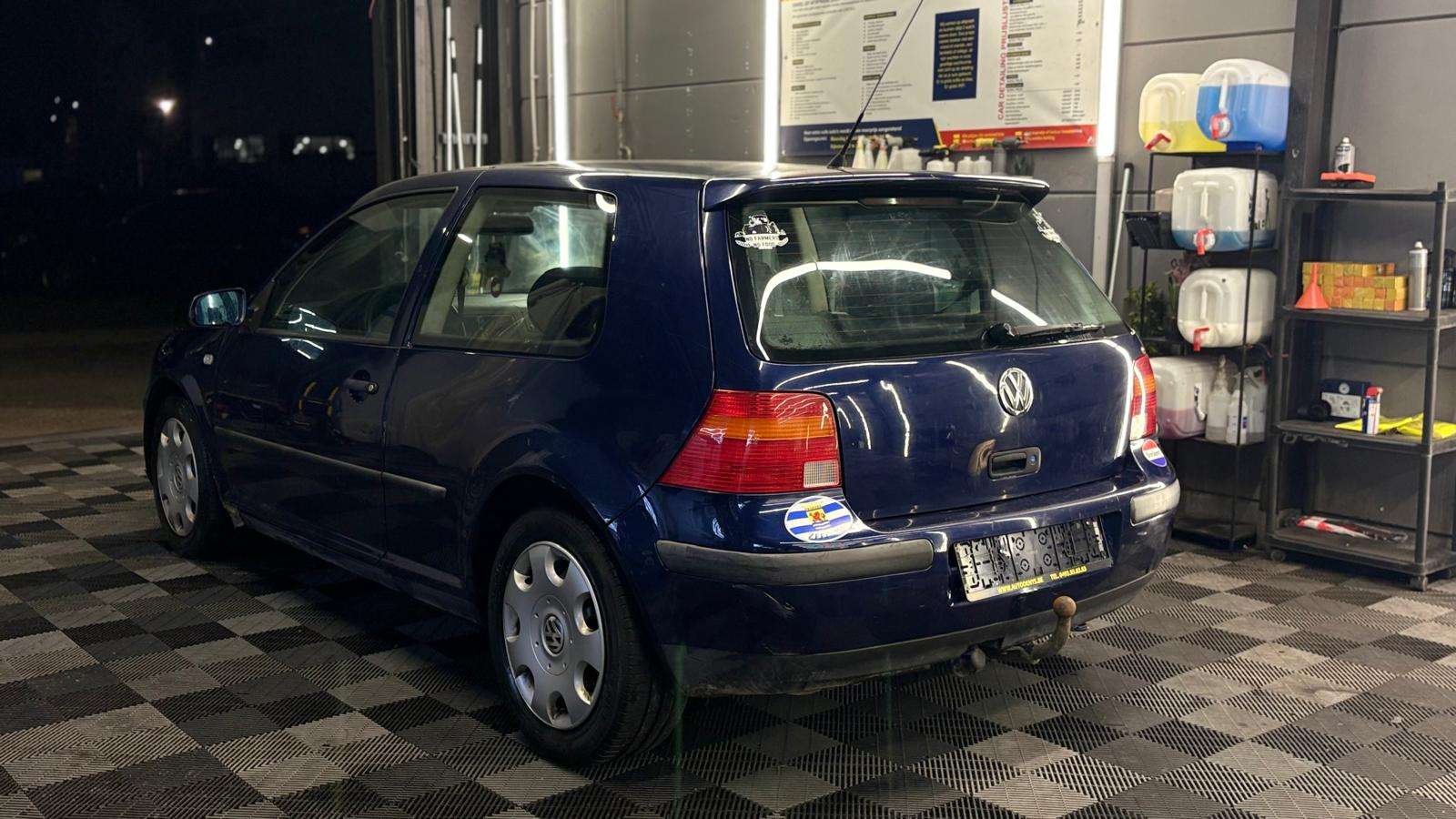 Volkswagen Golf 1.9 bj2001 DIESEL MANUEEL 381796km