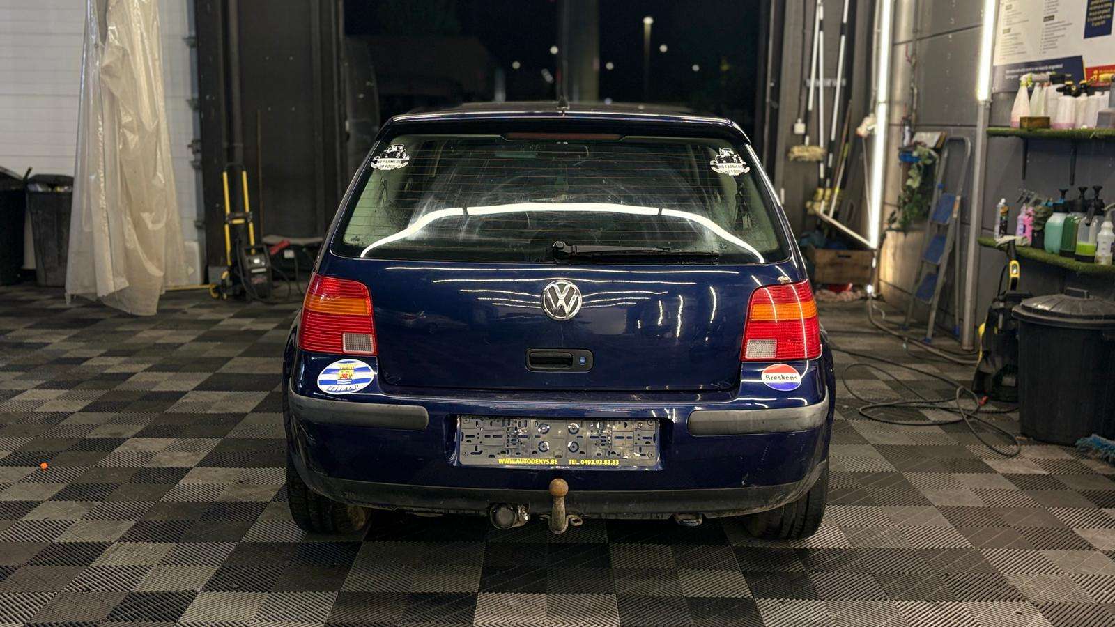 Volkswagen Golf 1.9 bj2001 DIESEL MANUEEL 381796km