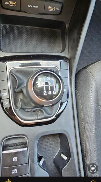 Hyundai Tucson III (2) 1.6 CRDI 115 HYBRID 48V CREATIVE