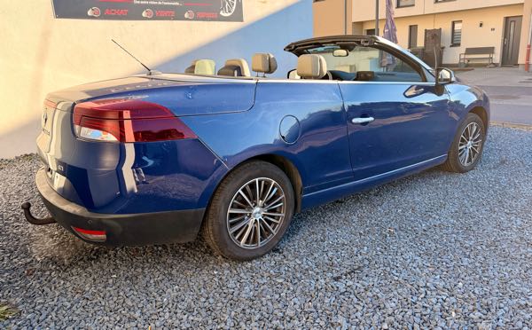 Renault Megane III COUPE CABRIOLET 1.5 DCI 110 FAP PRIVILEGE EDC ECO2 EURO5