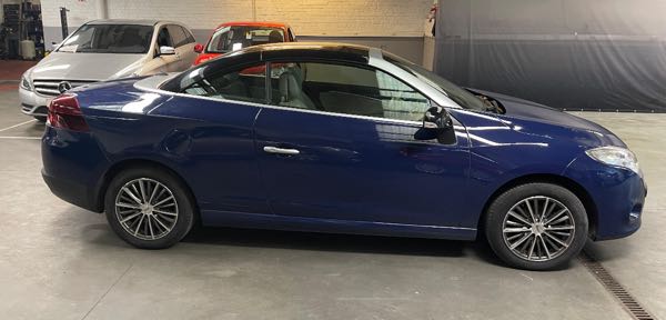 Renault Megane III COUPE CABRIOLET 1.5 DCI 110 FAP PRIVILEGE EDC ECO2 EURO5