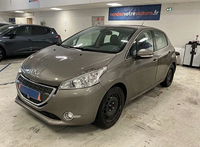Peugeot 208 1.2 VTI 82 ALLURE 5P