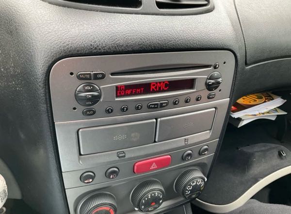 Alfa Romeo 147 (2) 1.6 T.S. 120 MILANO 5P