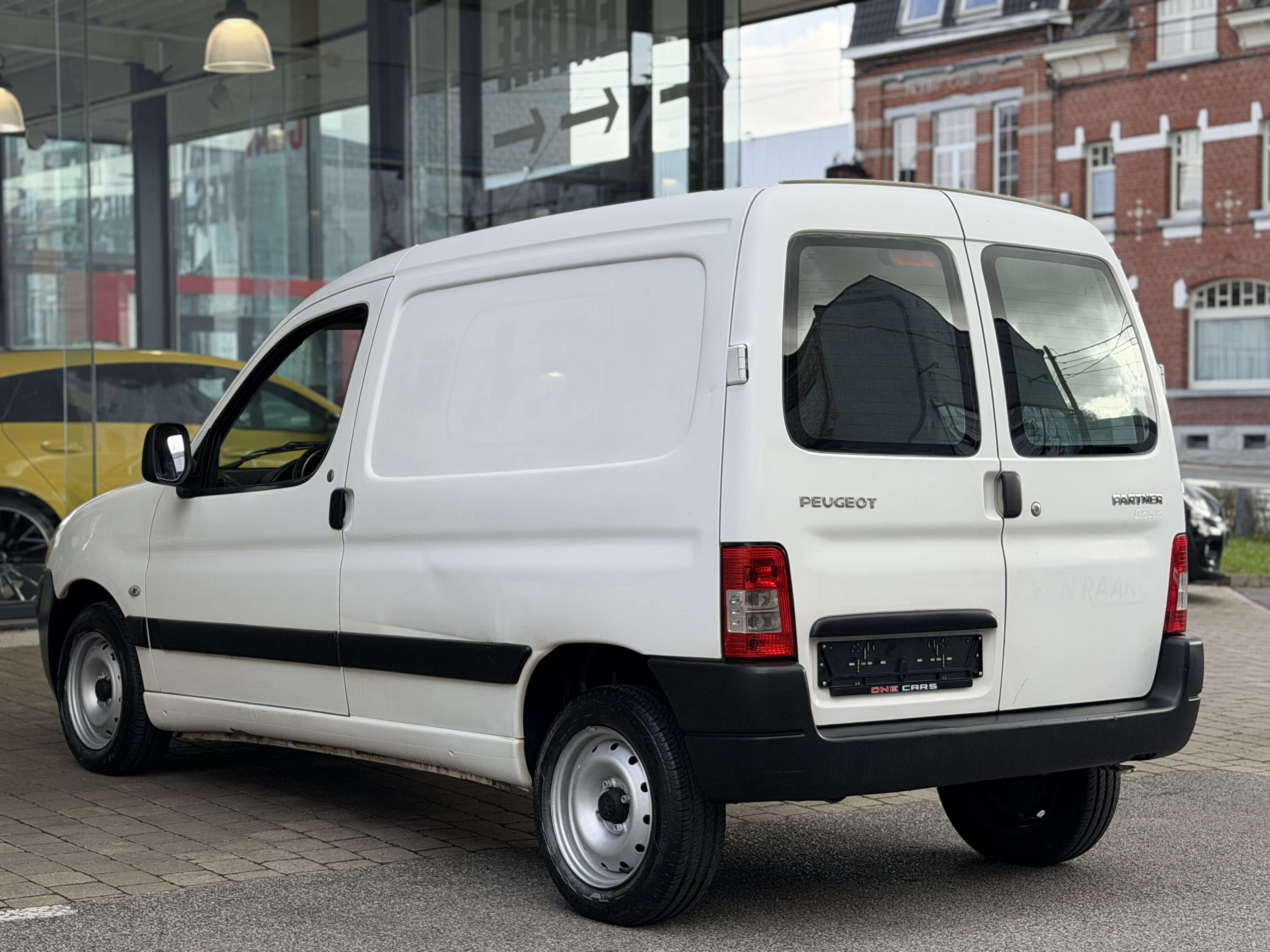 Peugeot Partner 1.6 HDi "UTILITAIRE" DA-Radio Cd-GARANTIE 12 MOIS