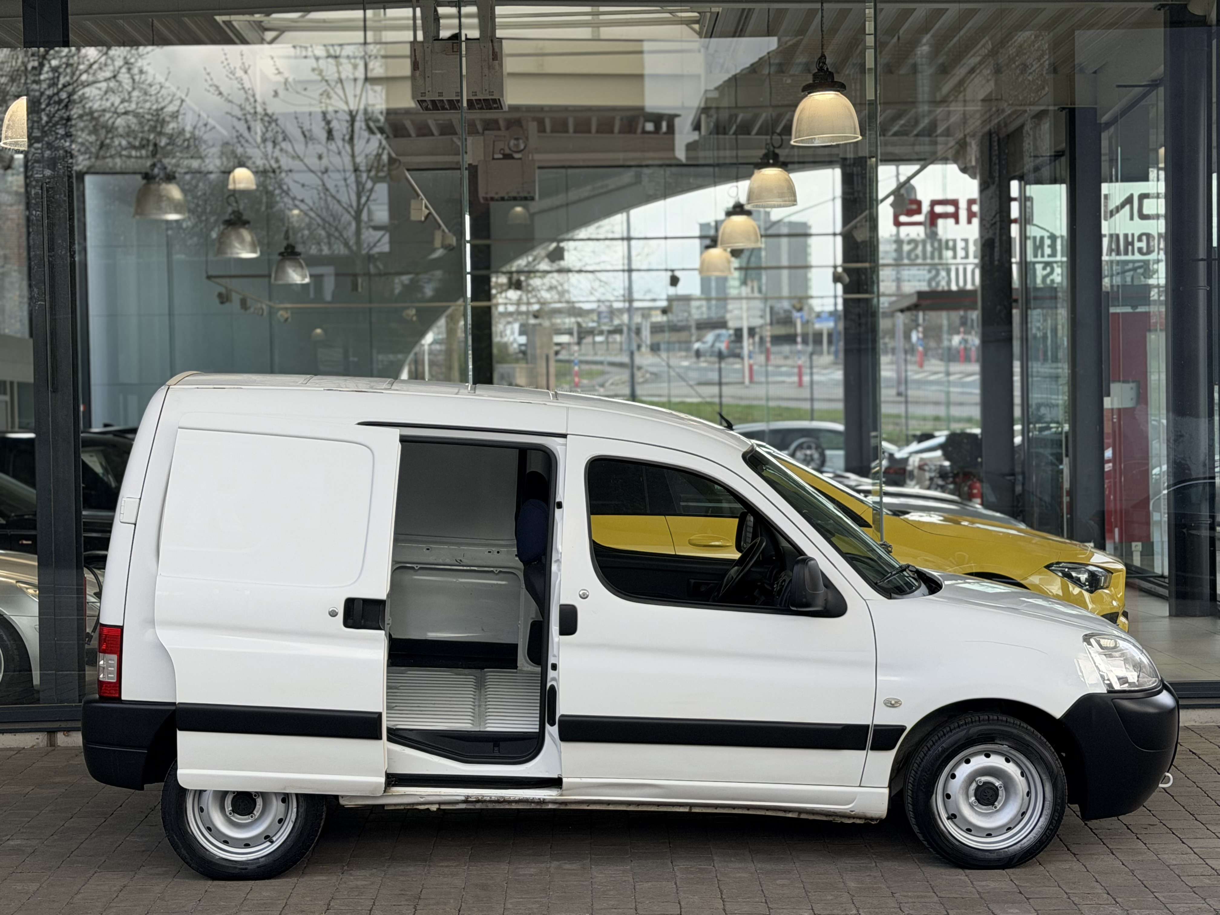 Peugeot Partner 1.6 HDi "UTILITAIRE" DA-Radio Cd-GARANTIE 12 MOIS