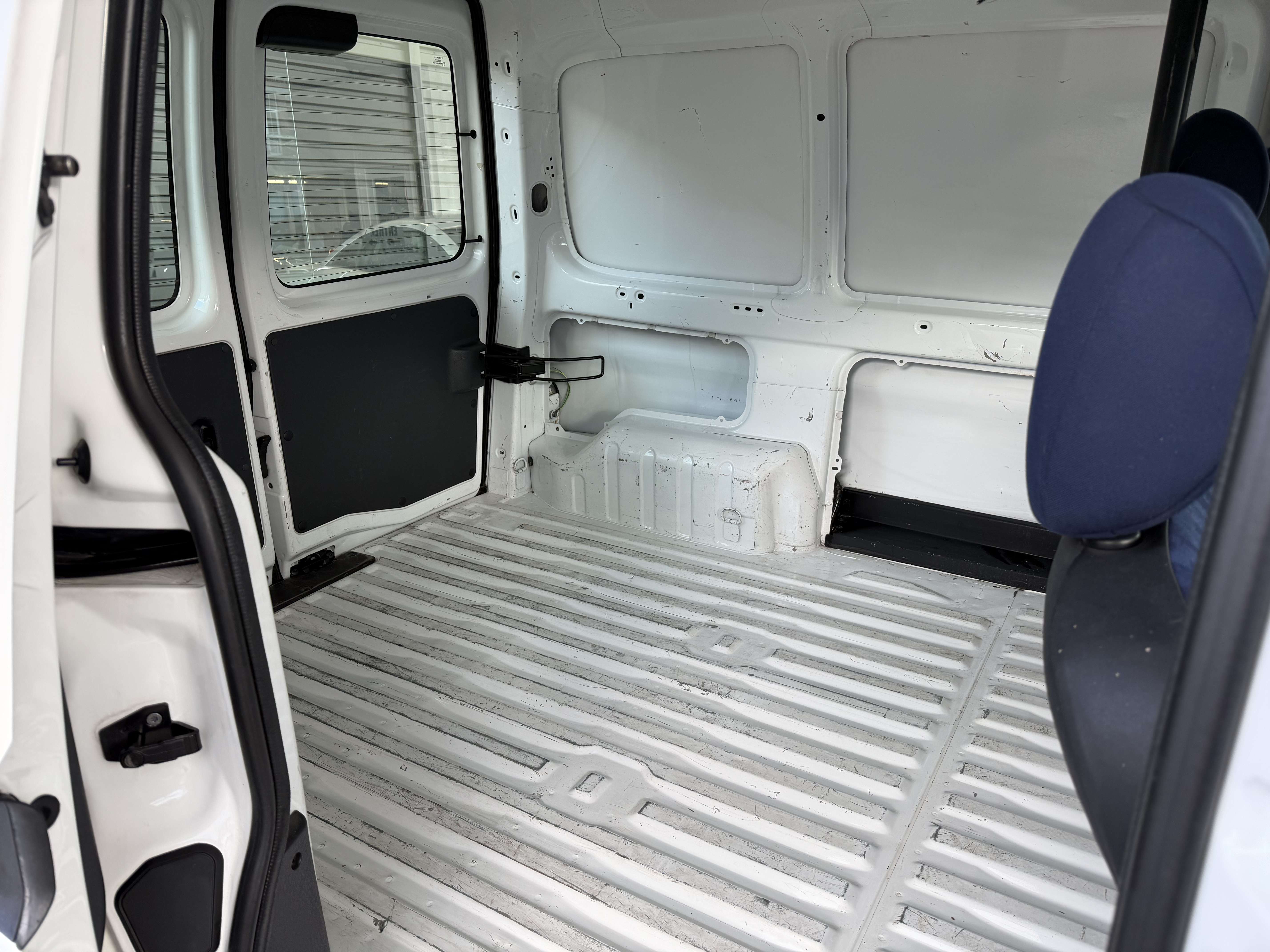Peugeot Partner 1.6 HDi "UTILITAIRE" DA-Radio Cd-GARANTIE 12 MOIS