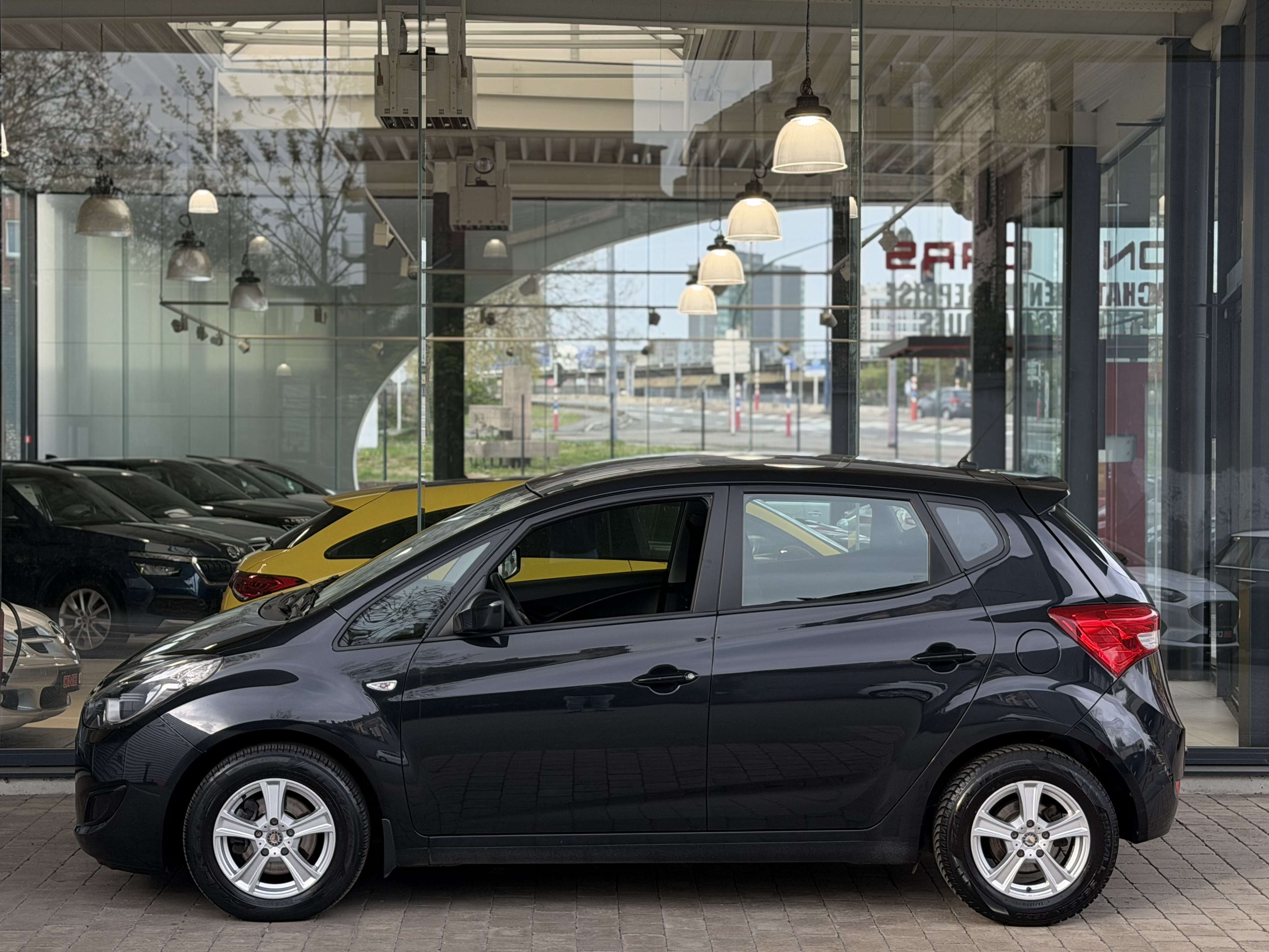Hyundai iX20 1.4 CRDi 6 vit. (57kw 77cv) DA-VC-VE-ABS-AUX-MP3-G
