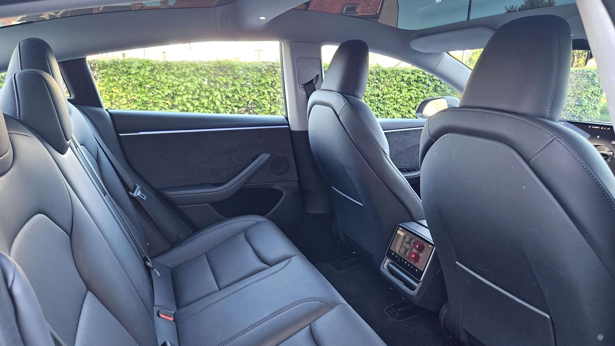 Tesla Model 3 ** Long Range - Dual Motor - 2024 - SOH 95% - New price 51k