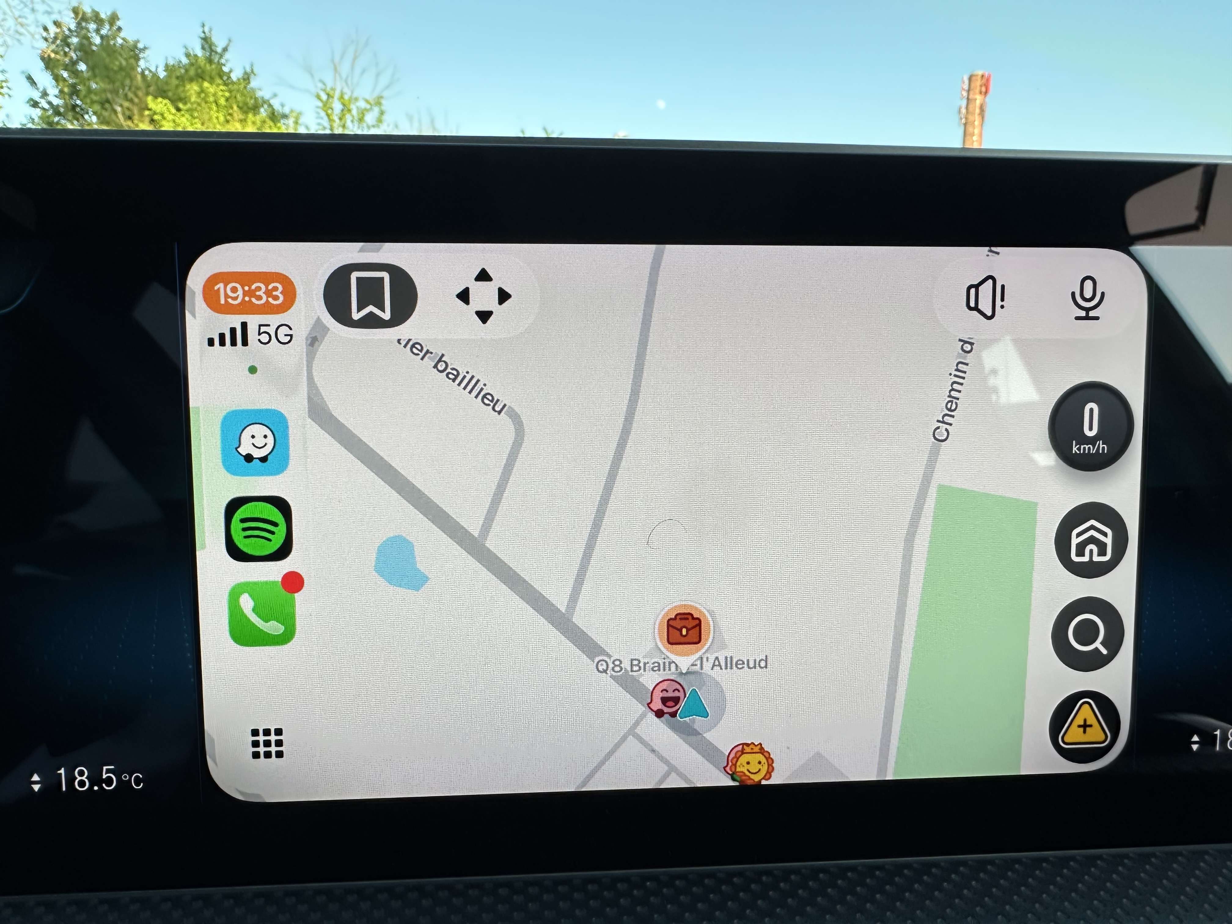 Mercedes-Benz A 200 PACK AMG*BURMESTER*AMBIENT LIGHT*CAM*HEAD UP*CARPLAY*CARNET FULL MERCEDES*GARANTIE