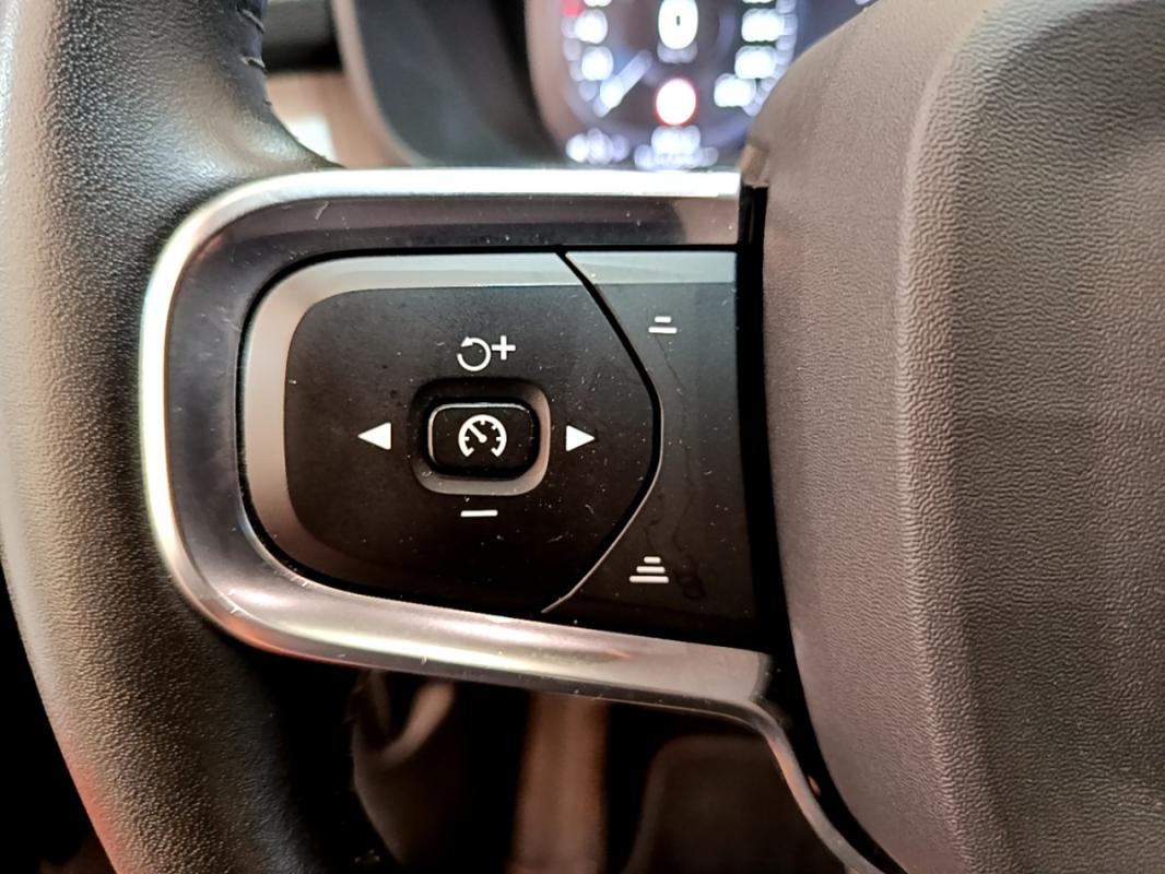 Volvo Xc40 T2 129 Geartronic 8 Momentum